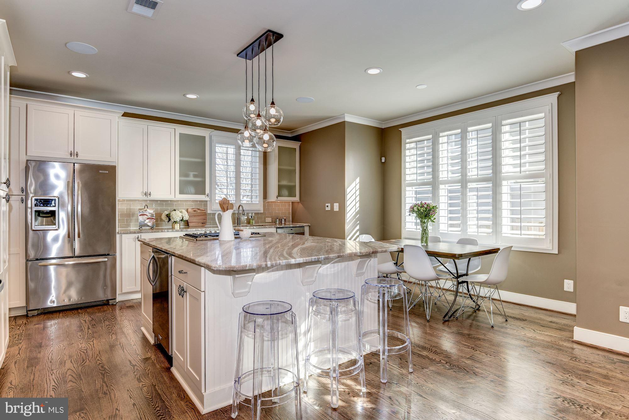 HILLWOOD - Residential