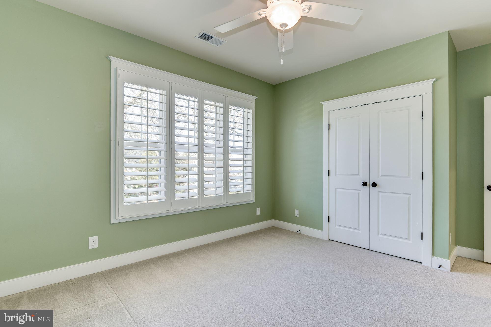 HILLWOOD - Residential