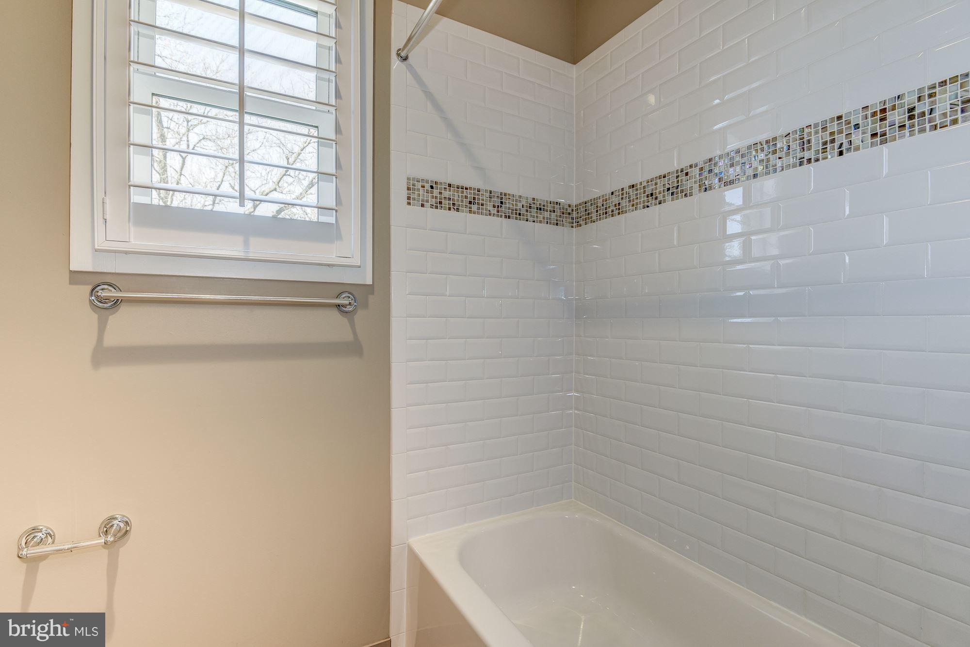 HILLWOOD - Residential