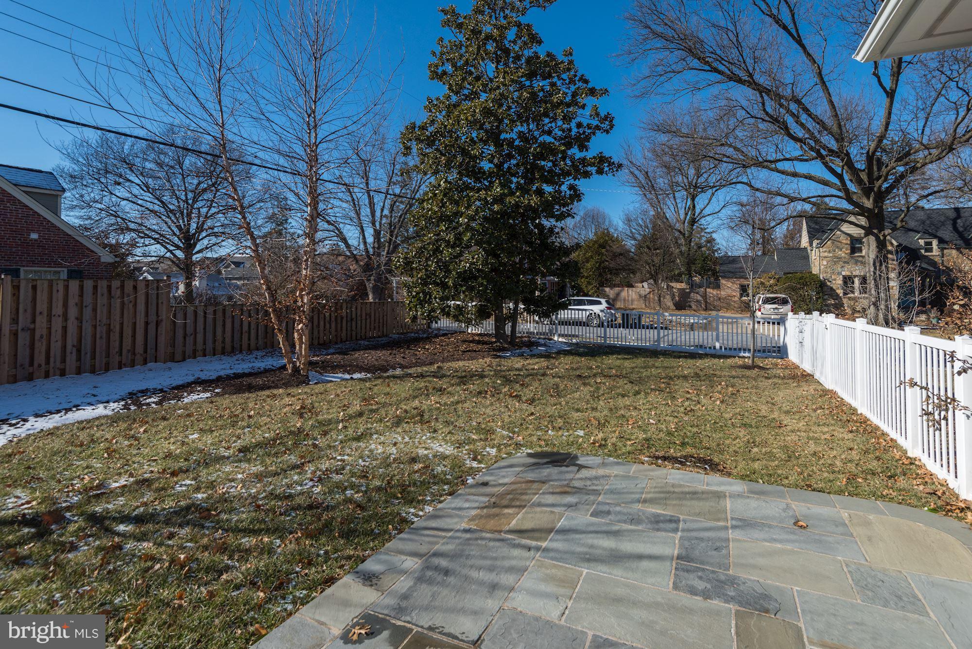 HILLWOOD - Residential