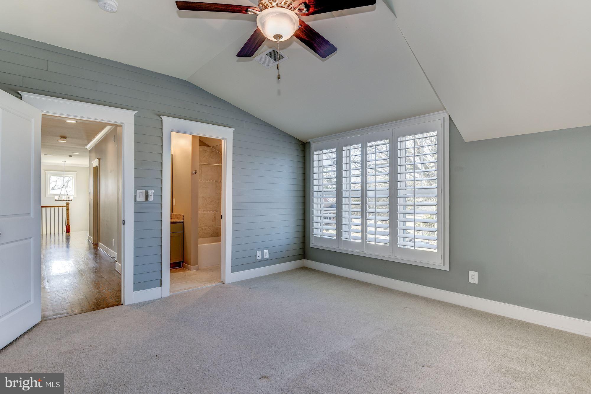 HILLWOOD - Residential