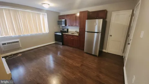 MLS: DCDC2273162