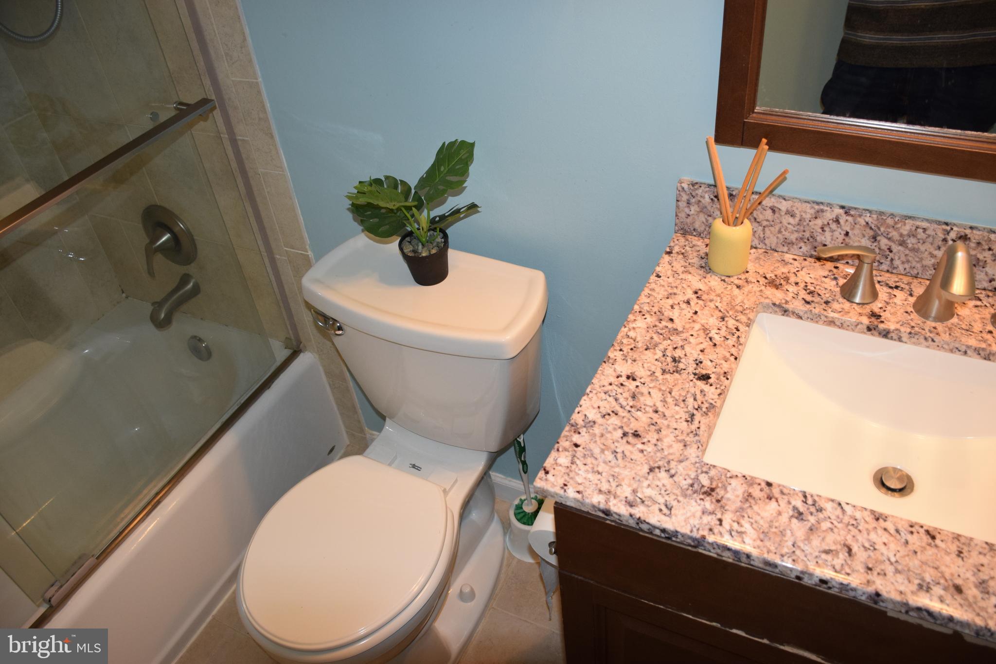 CALVERTON TOWNES - Residential