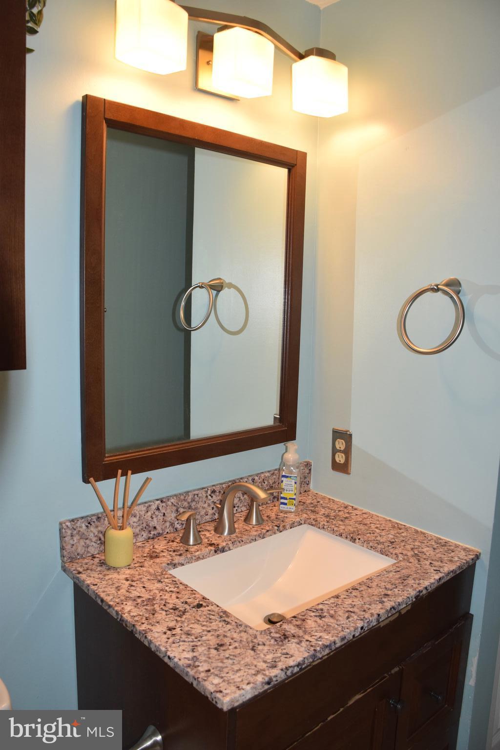 CALVERTON TOWNES - Residential