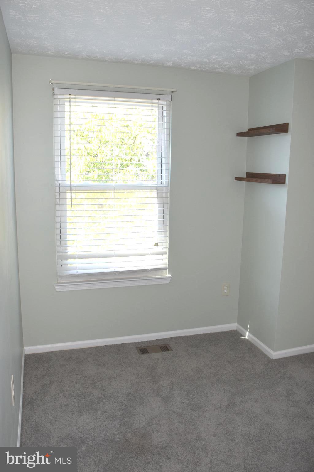 CALVERTON TOWNES - Residential