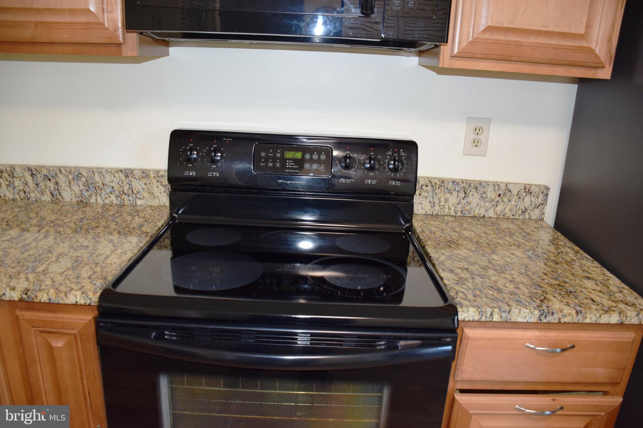 CALVERTON TOWNES - Residential