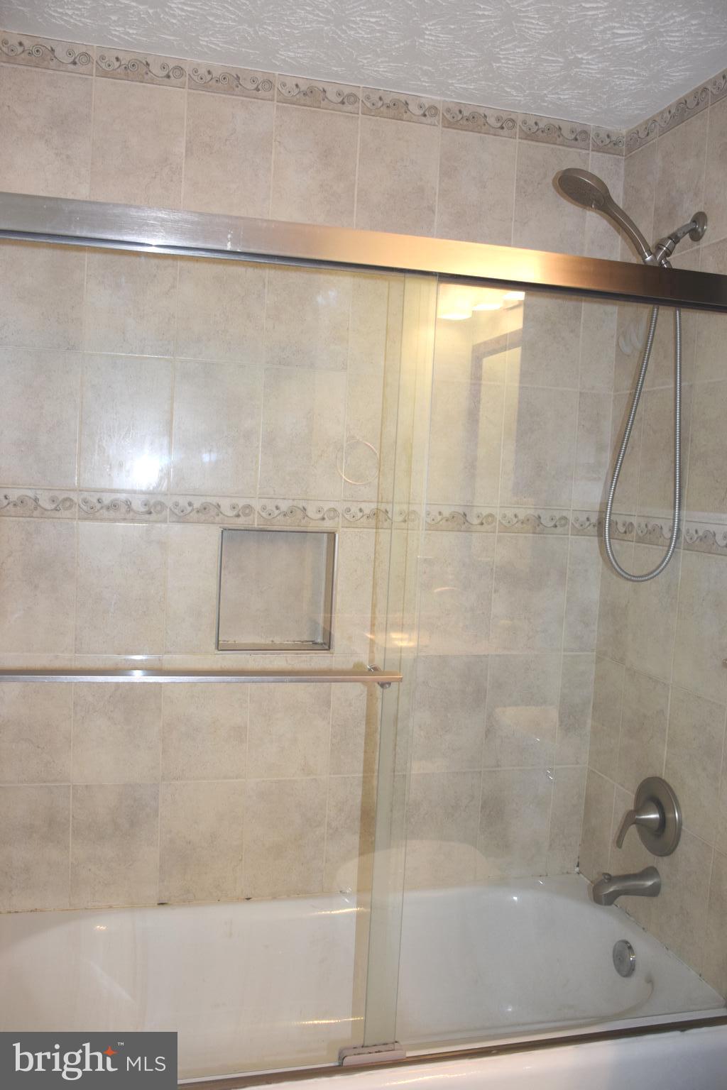 CALVERTON TOWNES - Residential