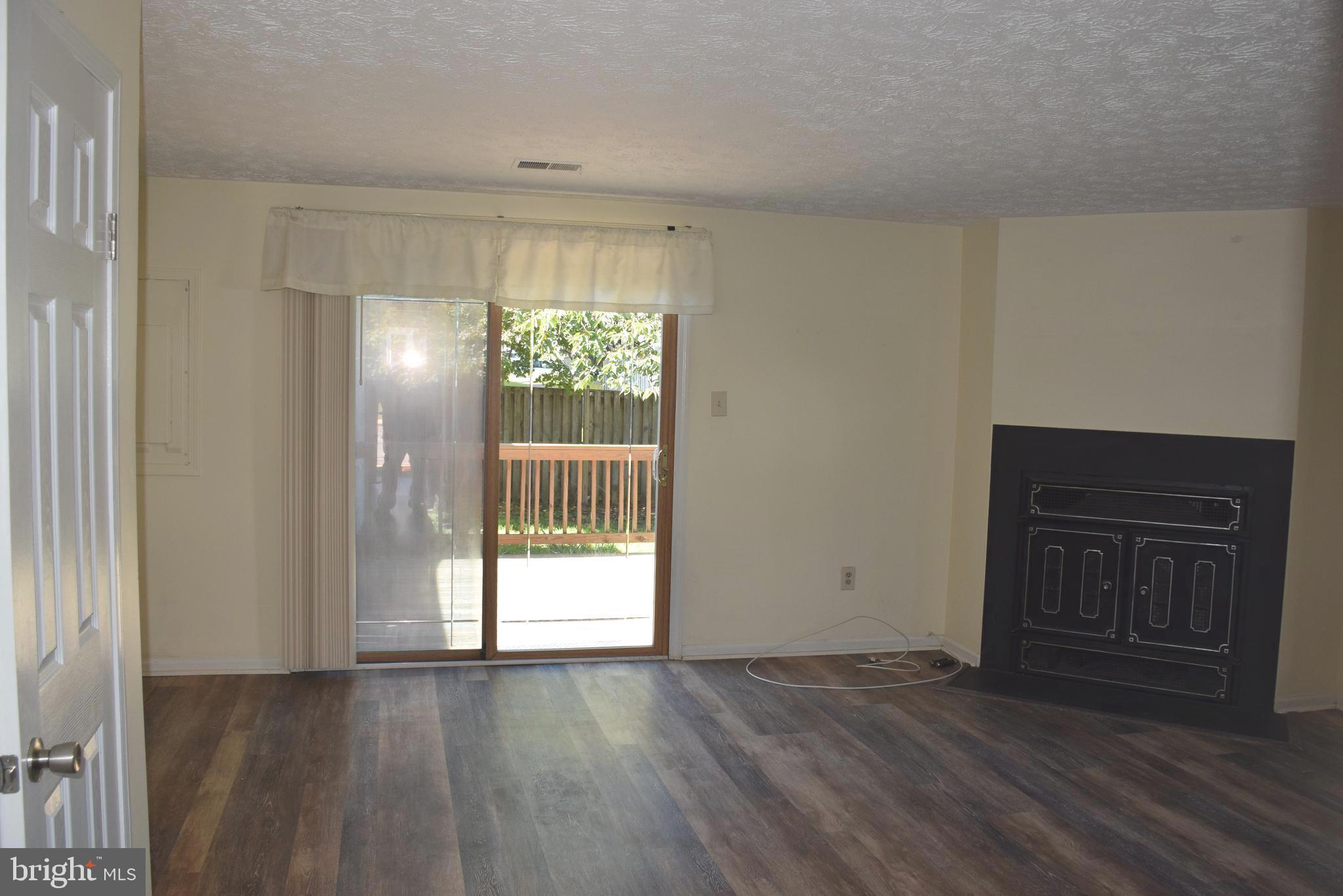 CALVERTON TOWNES - Residential