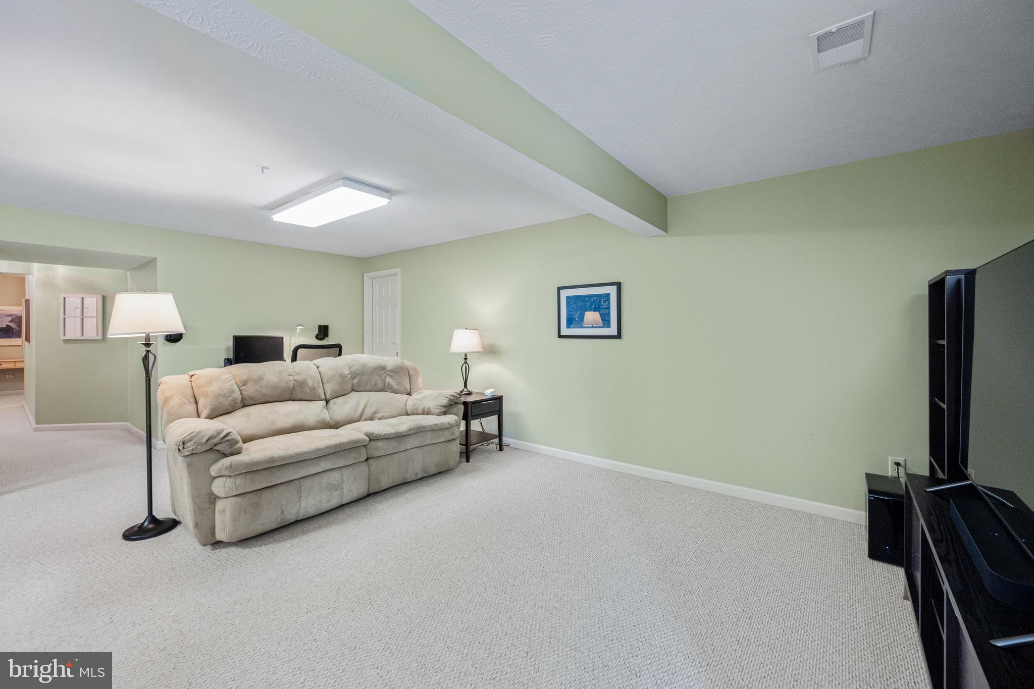 FURNACE HILLS - Residential