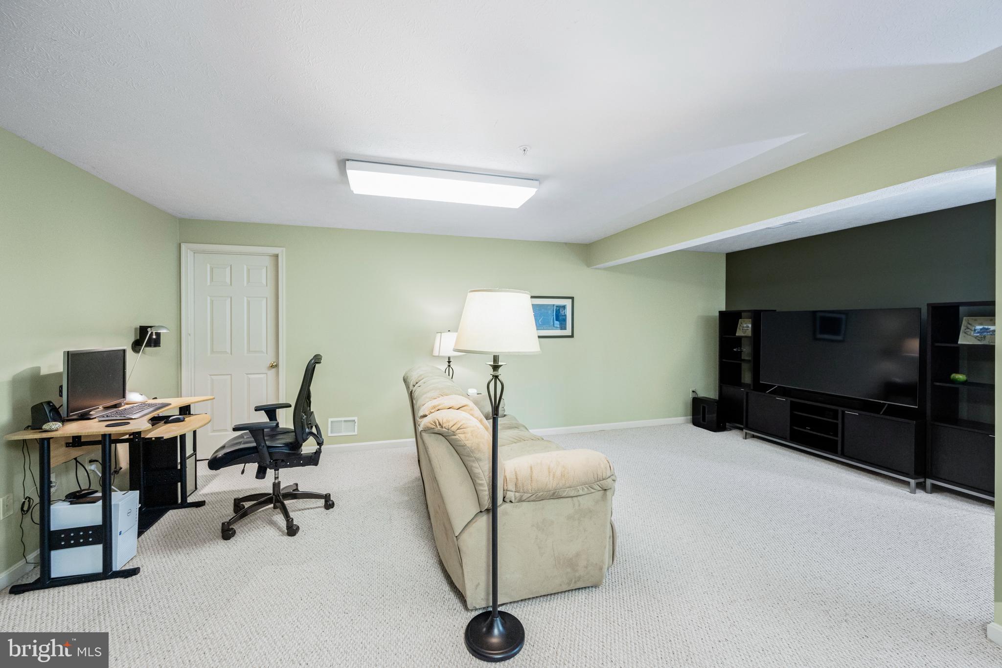 FURNACE HILLS - Residential