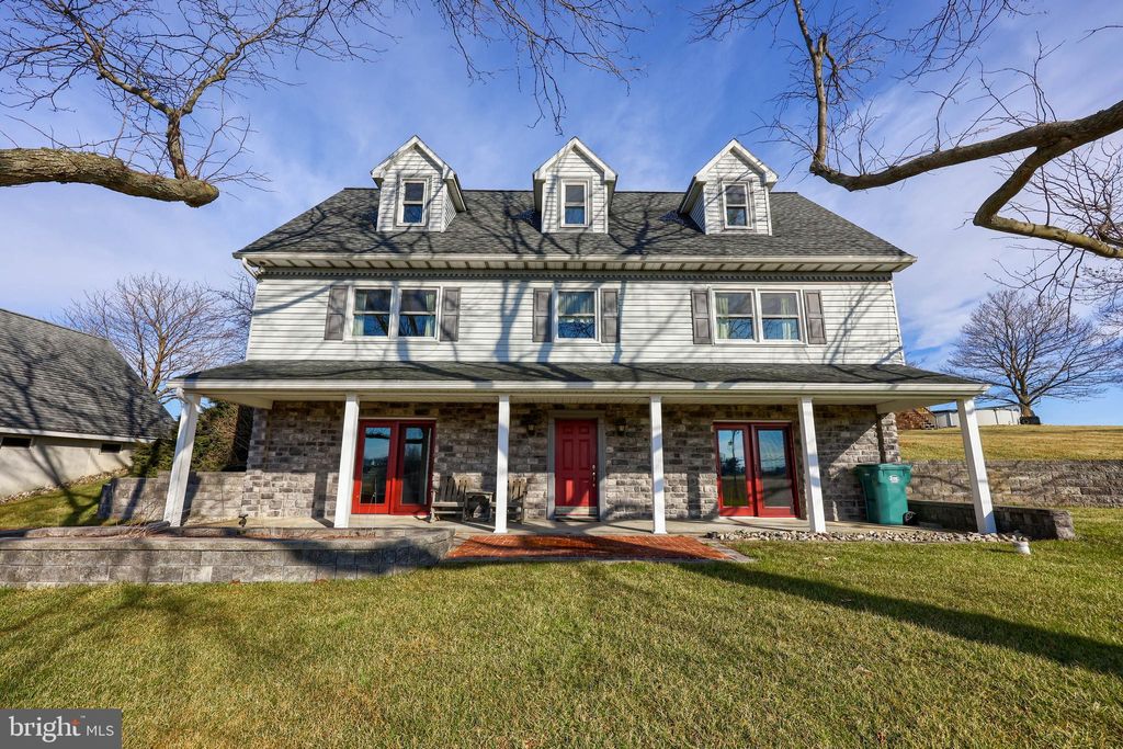 Photo of 334 SPRINGVILLE RD, QUARRYVILLE, PA 17566 (MLS # PALA2030468)