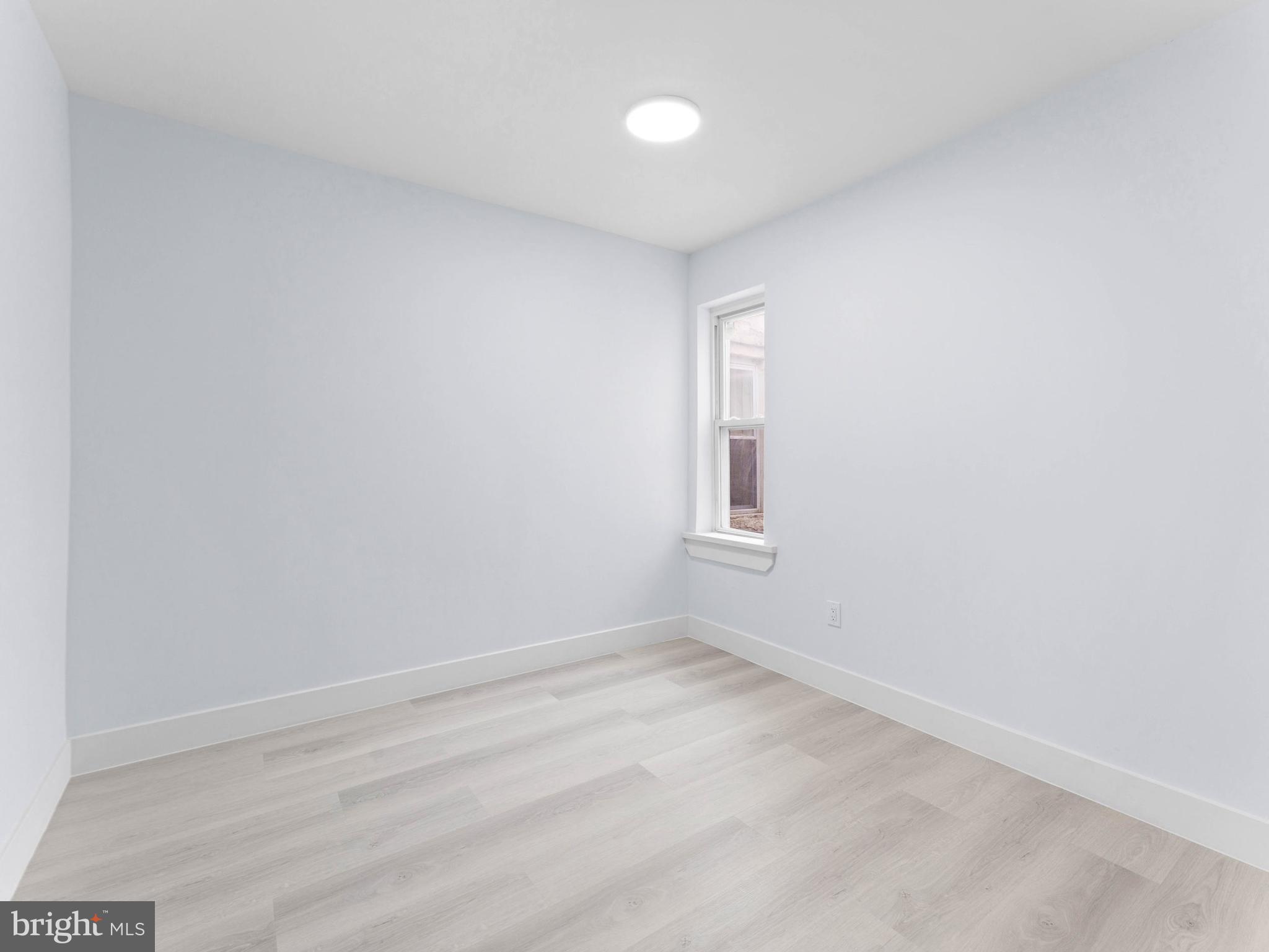 UNIVERSITY CITY - Residential