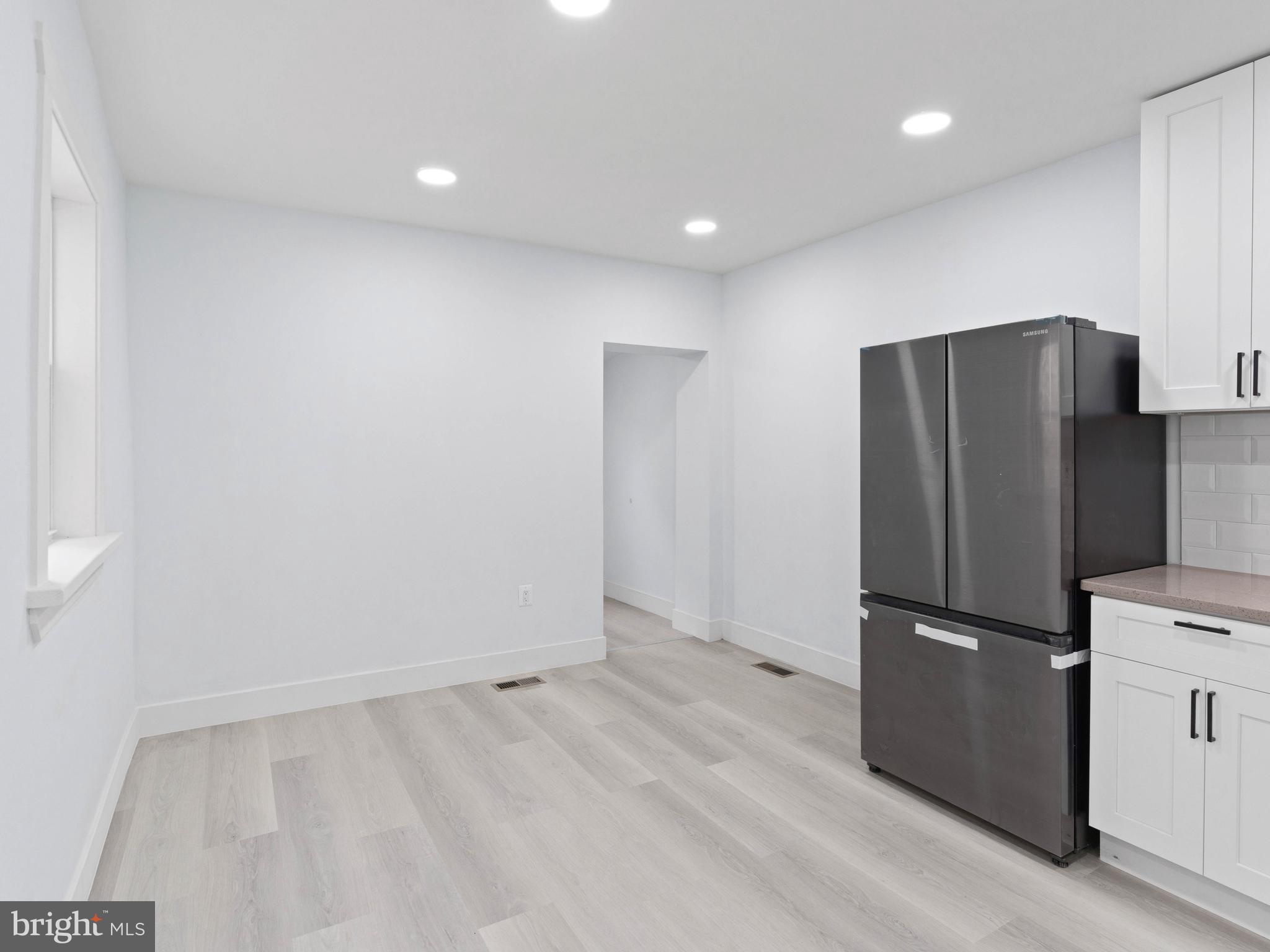 UNIVERSITY CITY - Residential