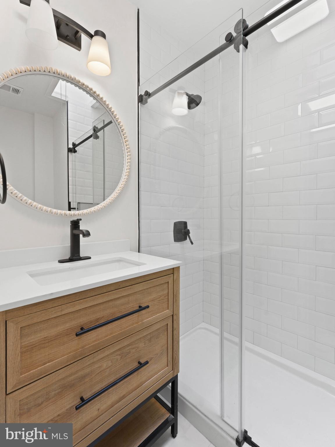 UNIVERSITY CITY - Residential