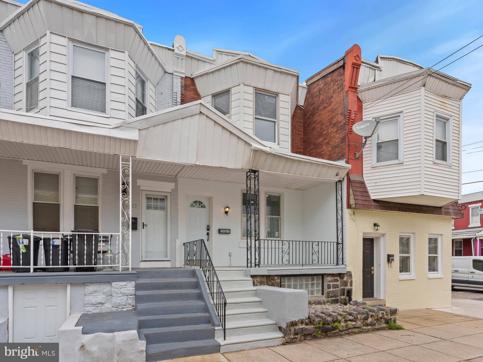 UNIVERSITY CITY - Residential