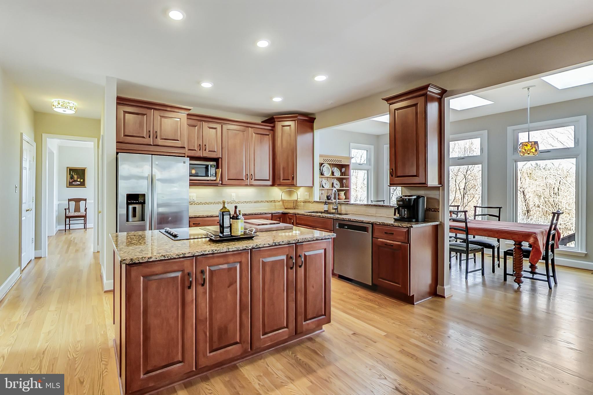 CHANTILLY HIGHLANDS - Residential