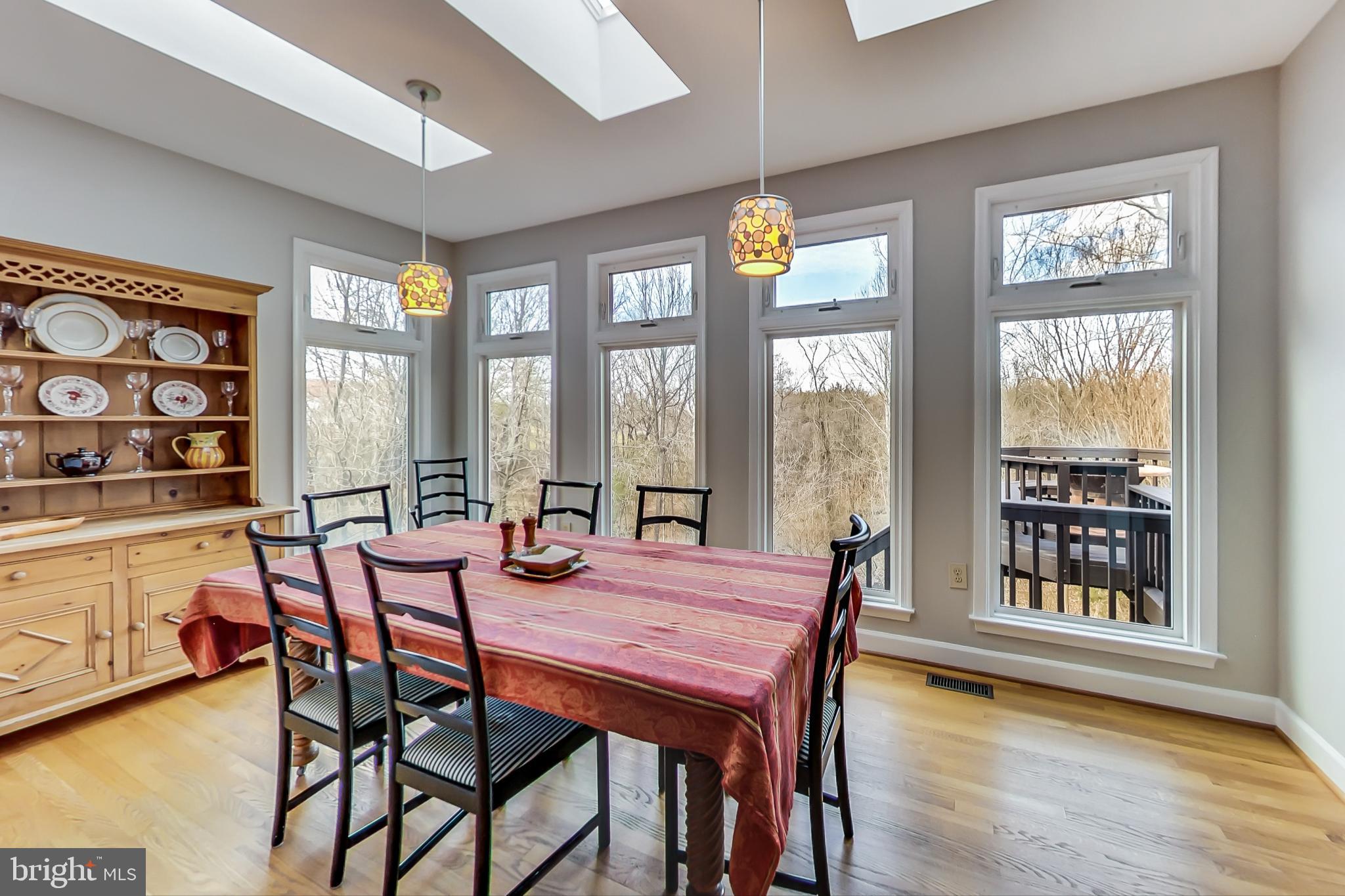 CHANTILLY HIGHLANDS - Residential