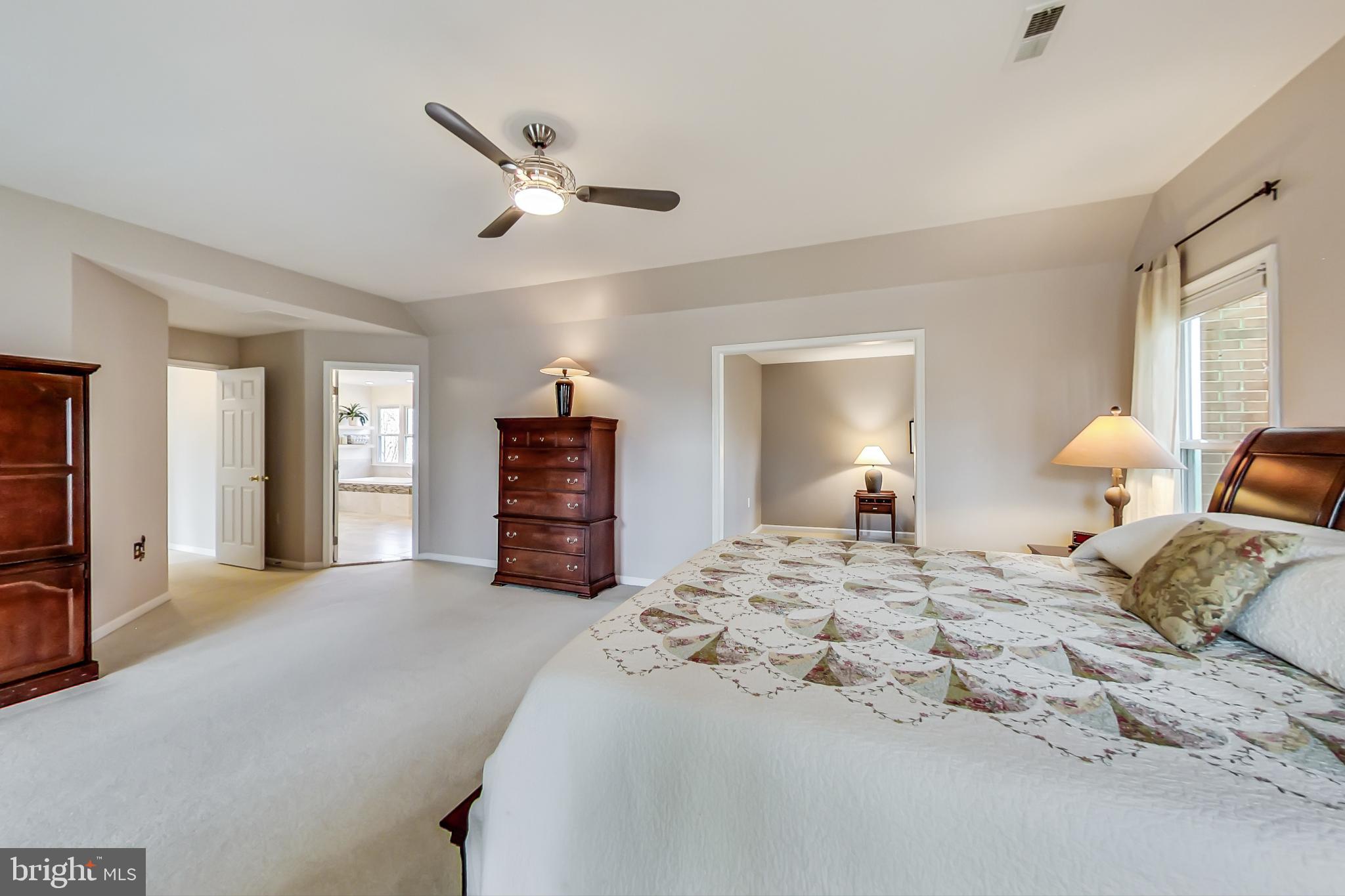 CHANTILLY HIGHLANDS - Residential