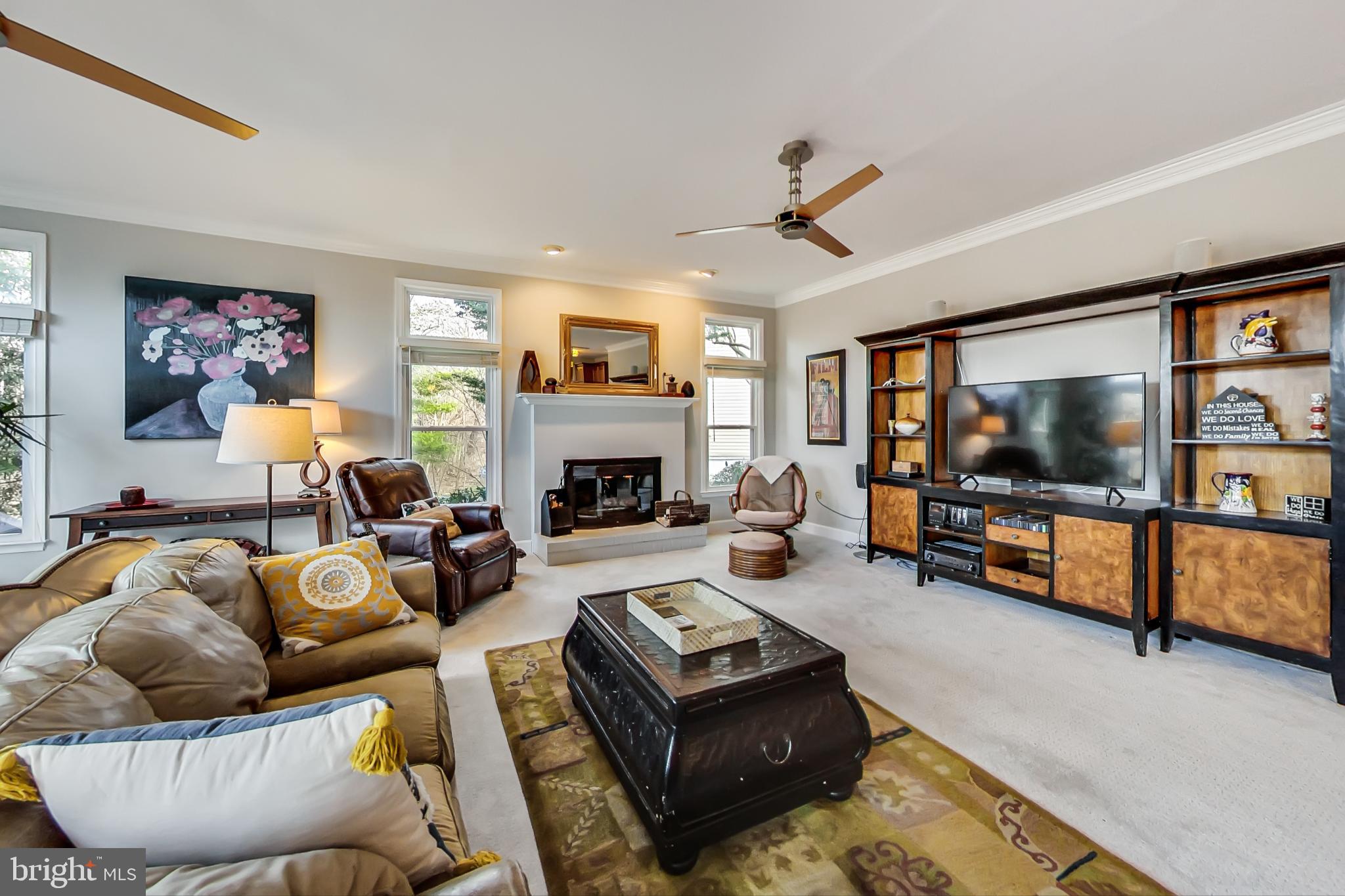 CHANTILLY HIGHLANDS - Residential