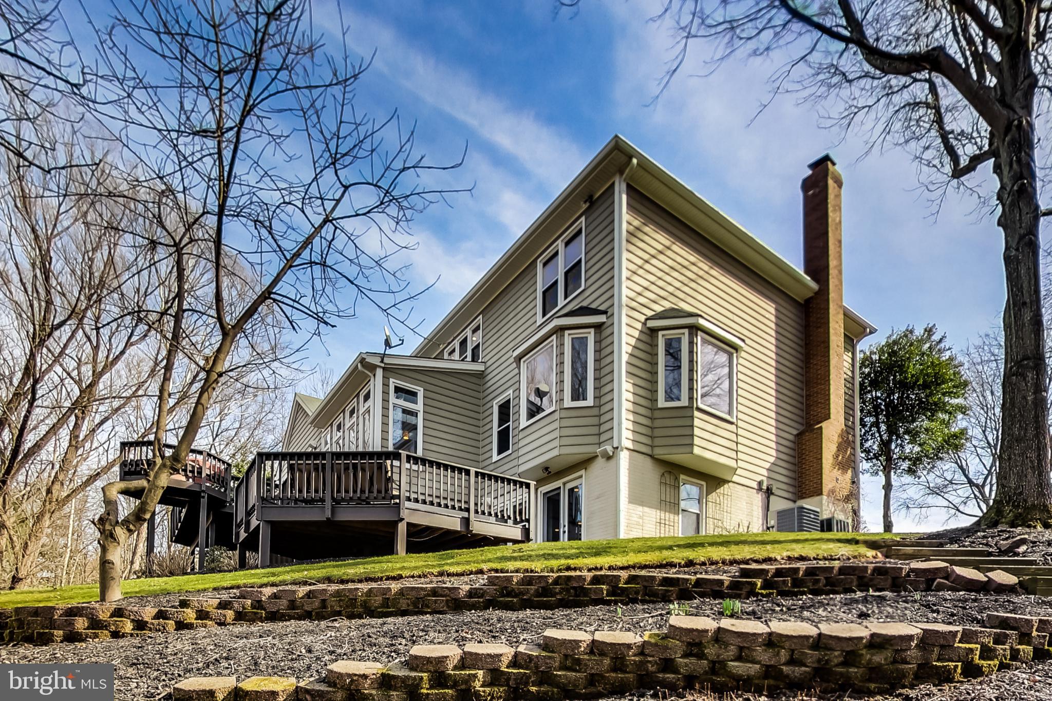 CHANTILLY HIGHLANDS - Residential