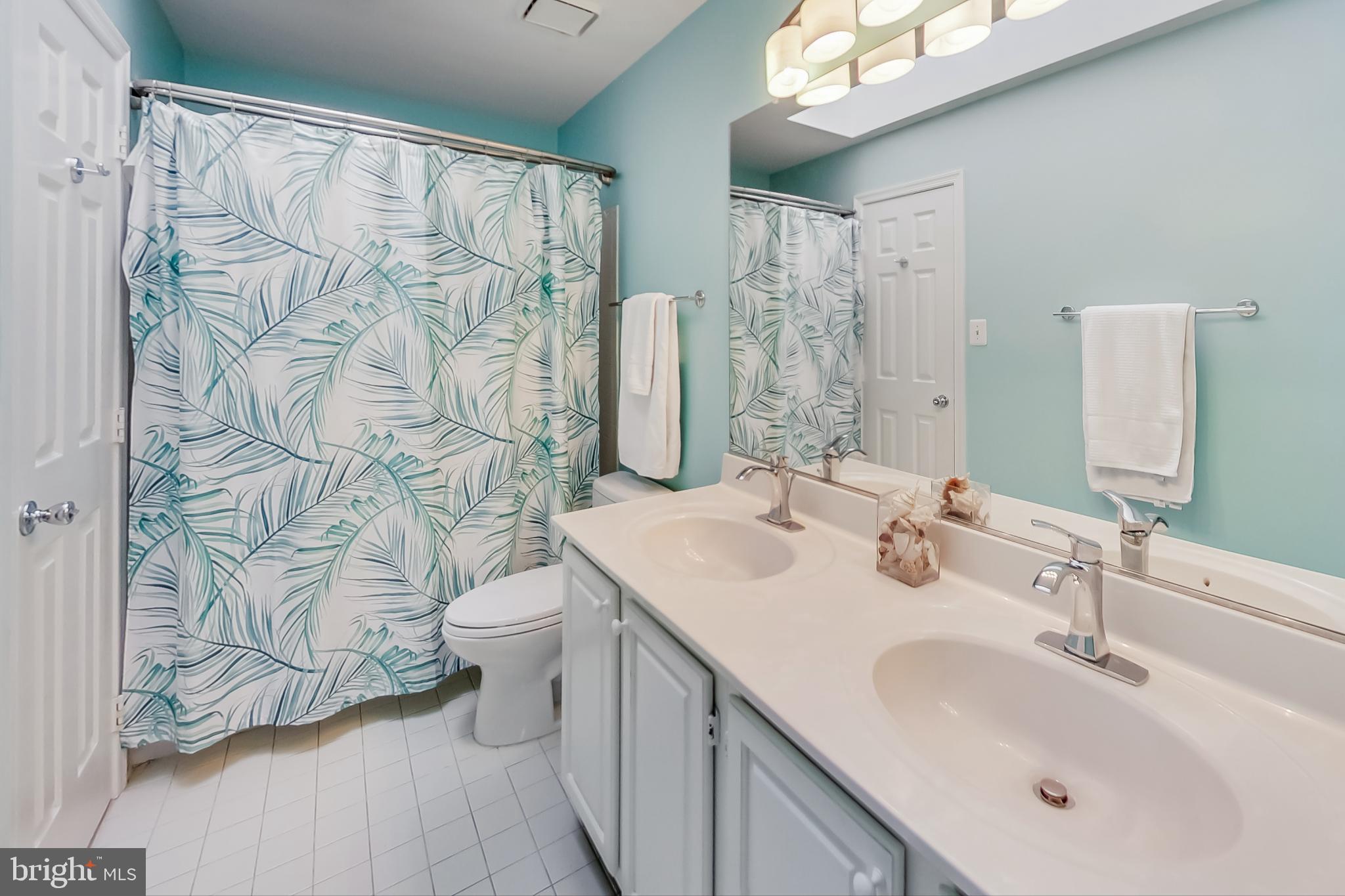 CHANTILLY HIGHLANDS - Residential