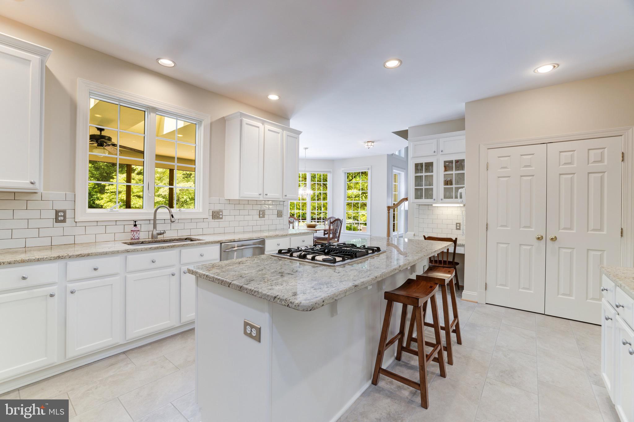 WOLFTRAP ESTATES - Residential