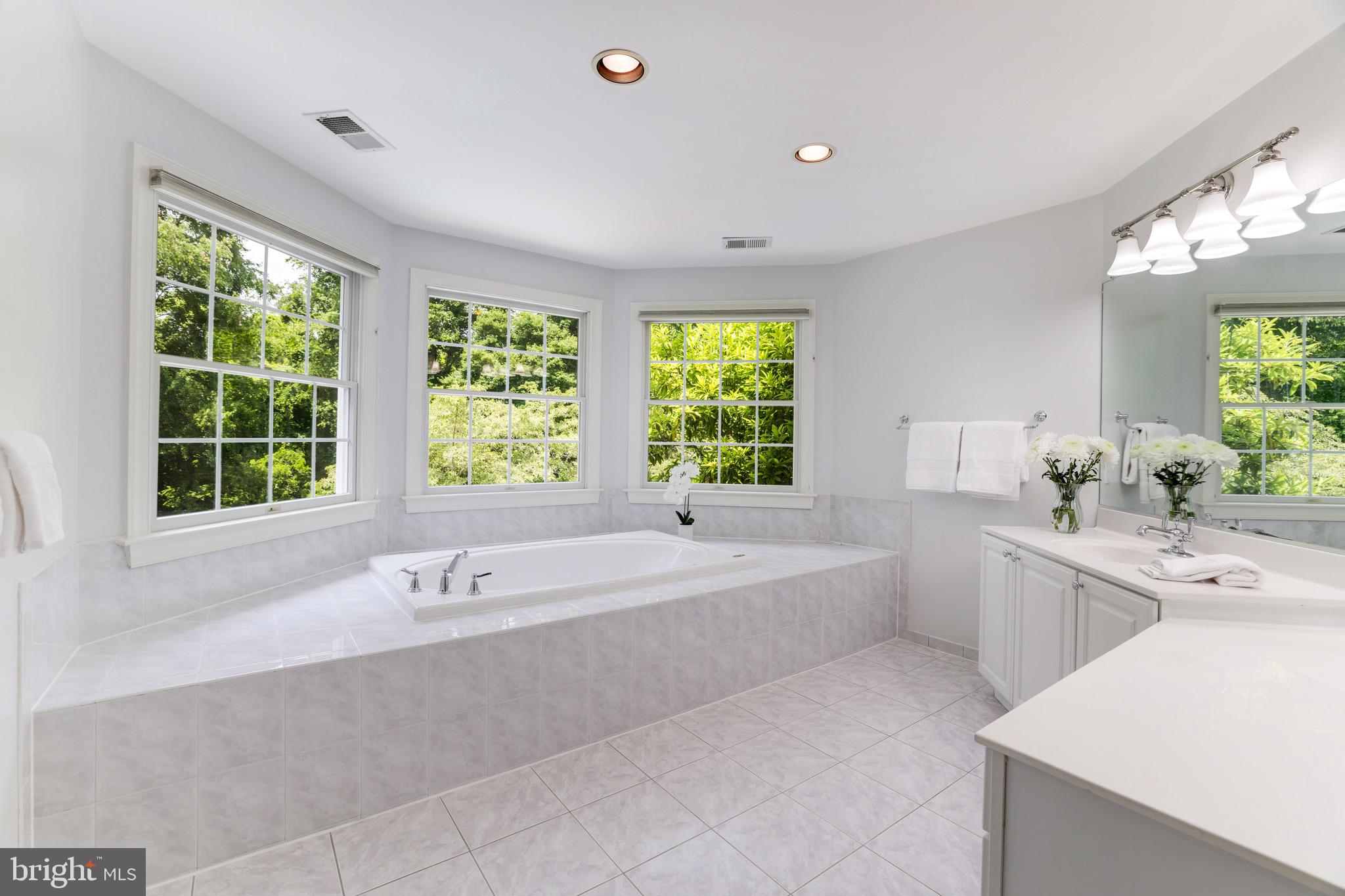 WOLFTRAP ESTATES - Residential