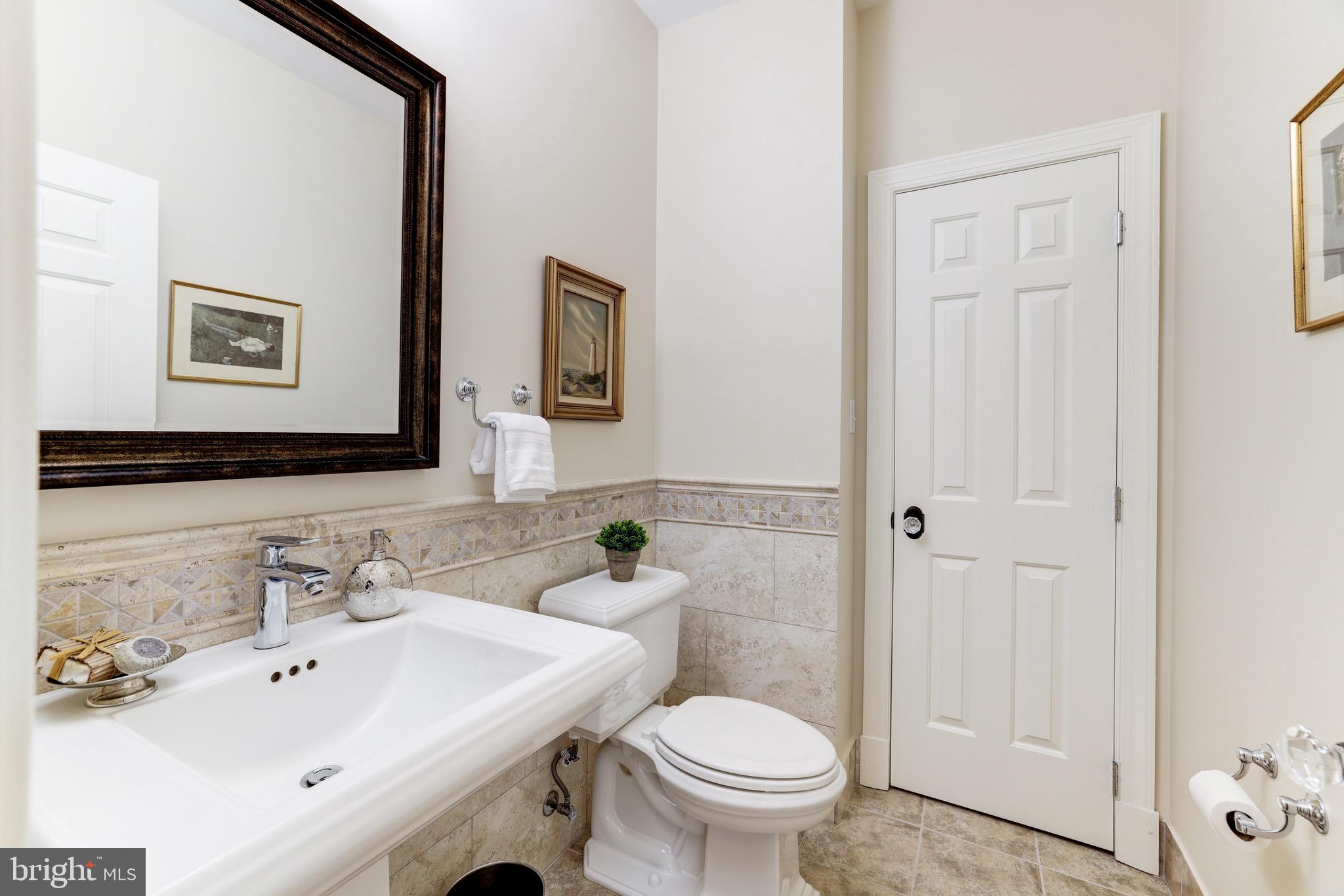 WOLFTRAP ESTATES - Residential