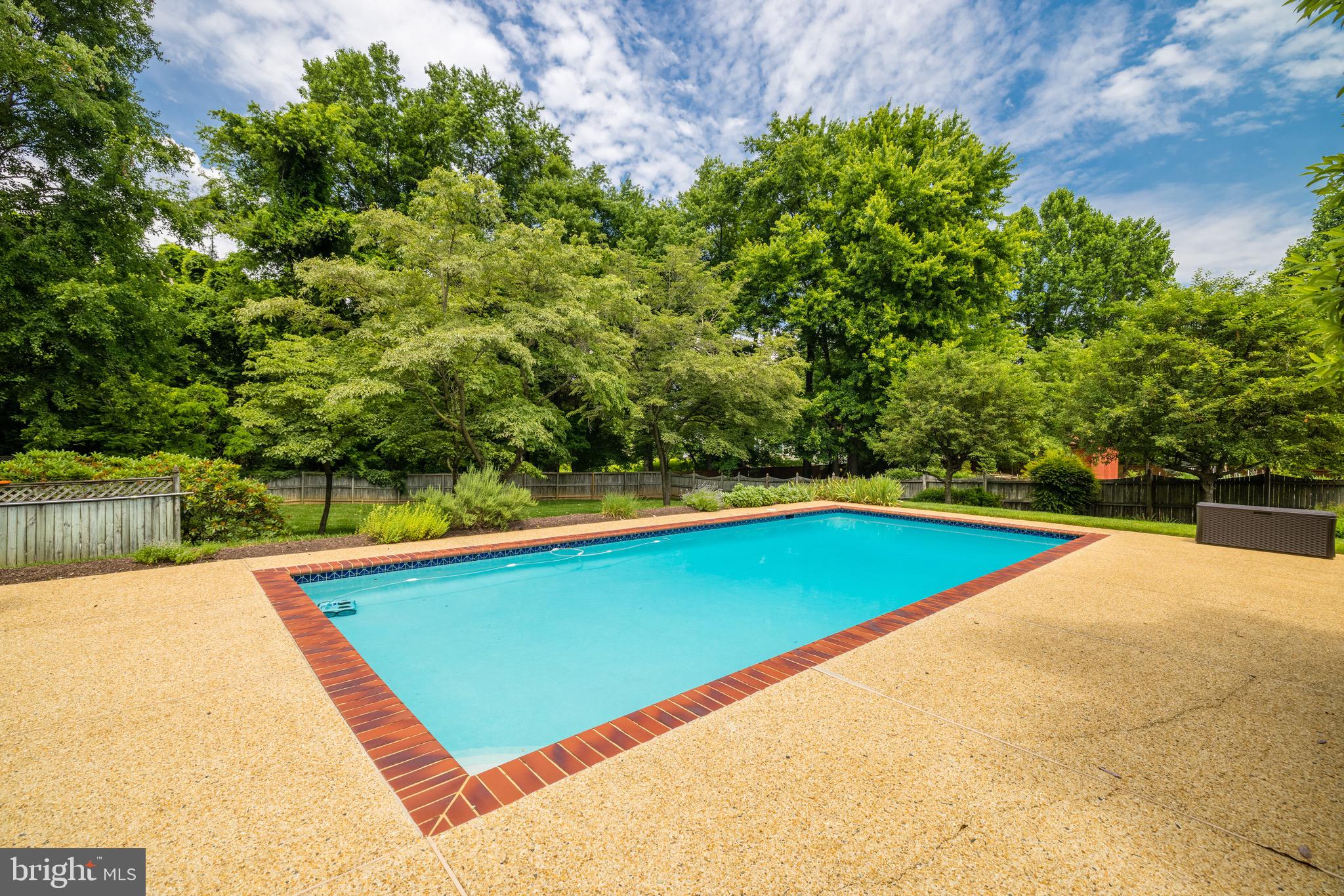 WOLFTRAP ESTATES - Residential