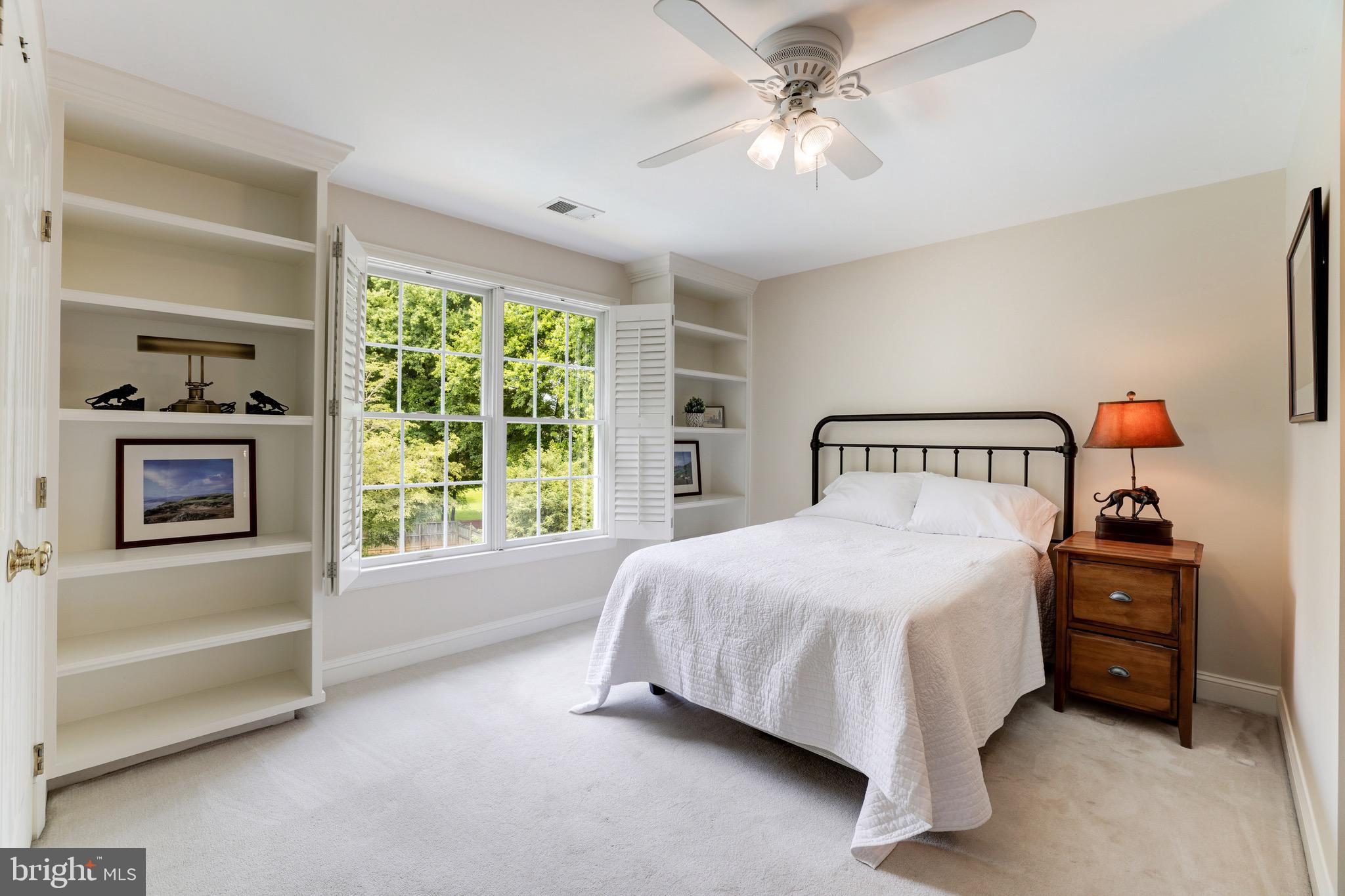 WOLFTRAP ESTATES - Residential