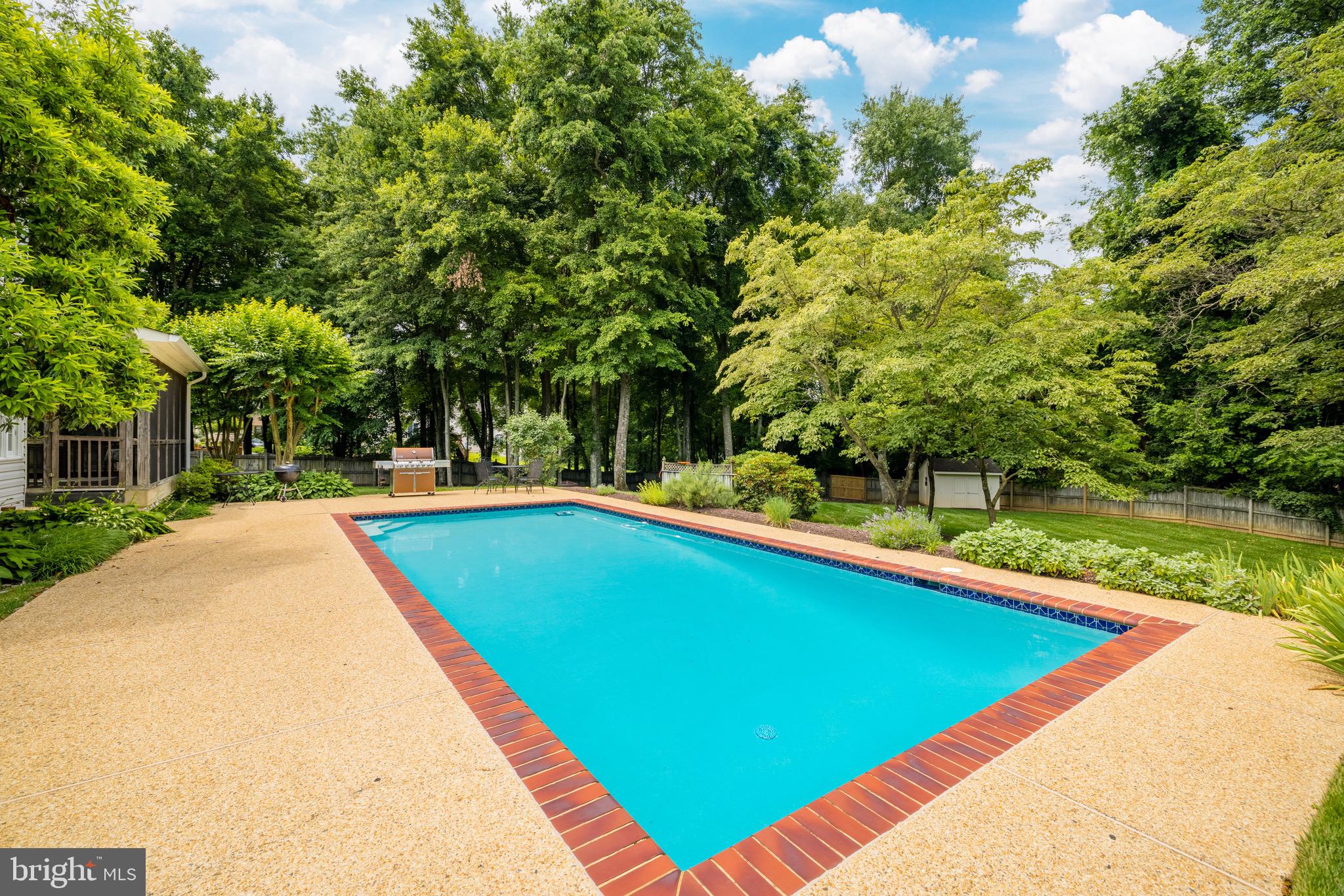 WOLFTRAP ESTATES - Residential