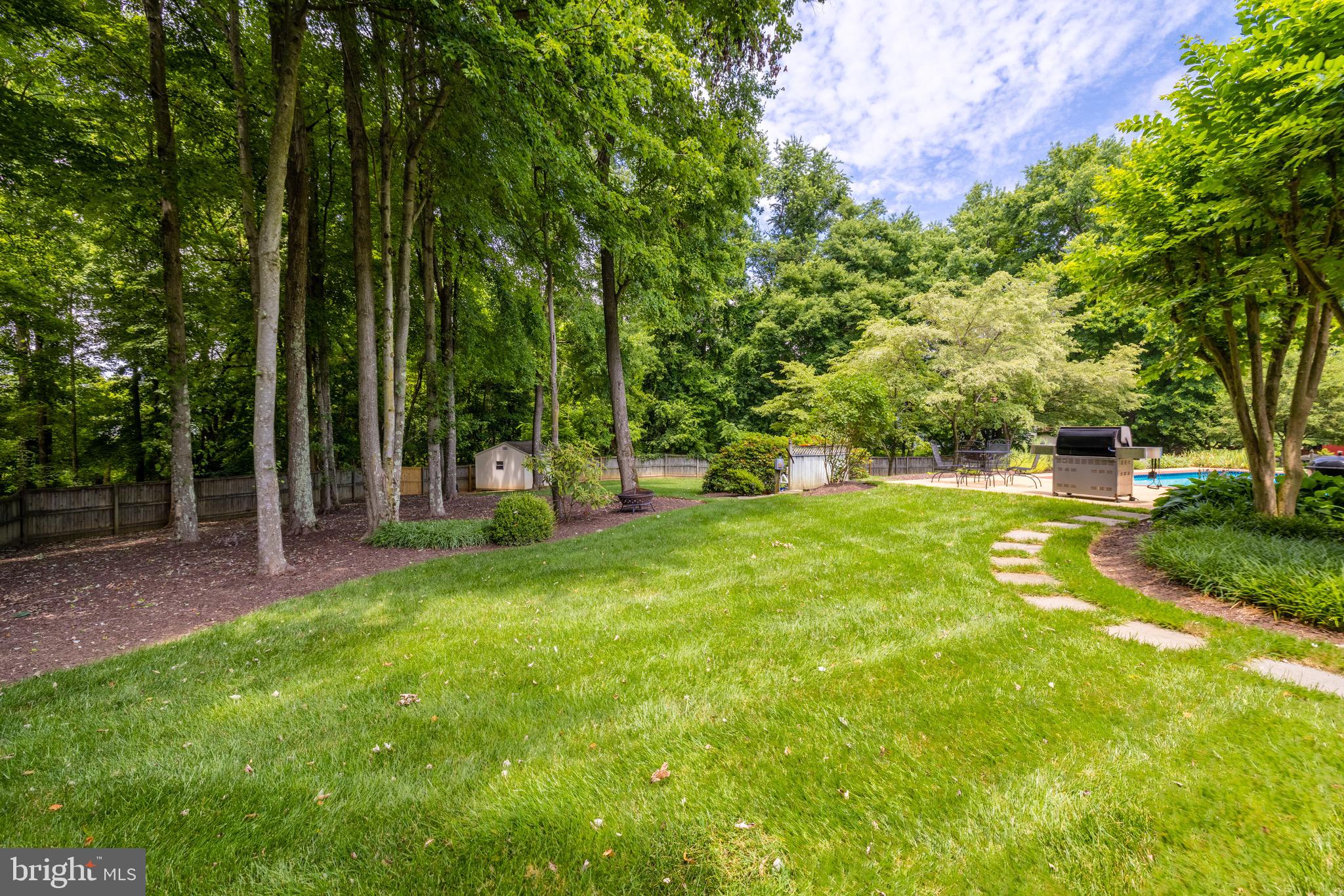 WOLFTRAP ESTATES - Residential