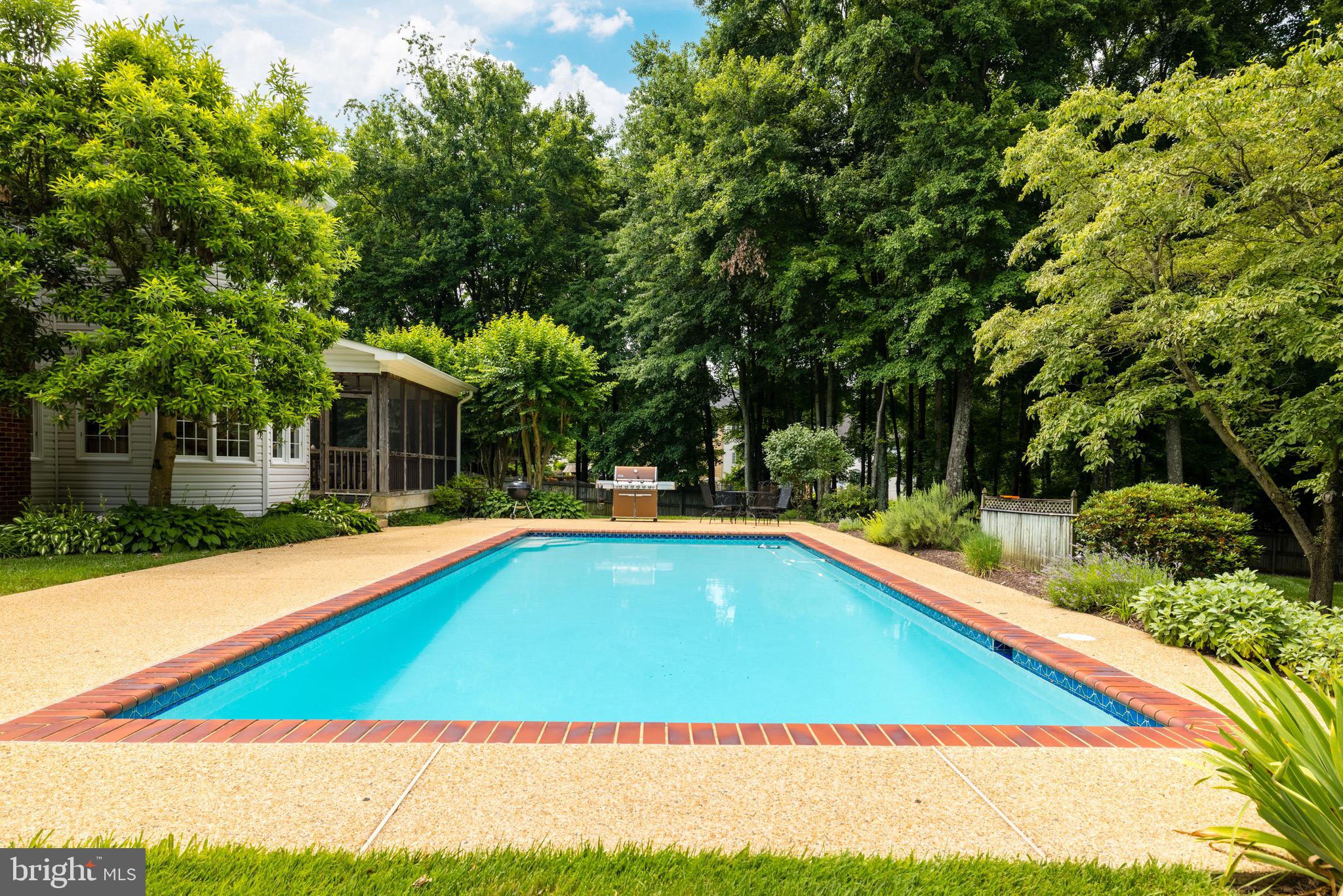 WOLFTRAP ESTATES - Residential