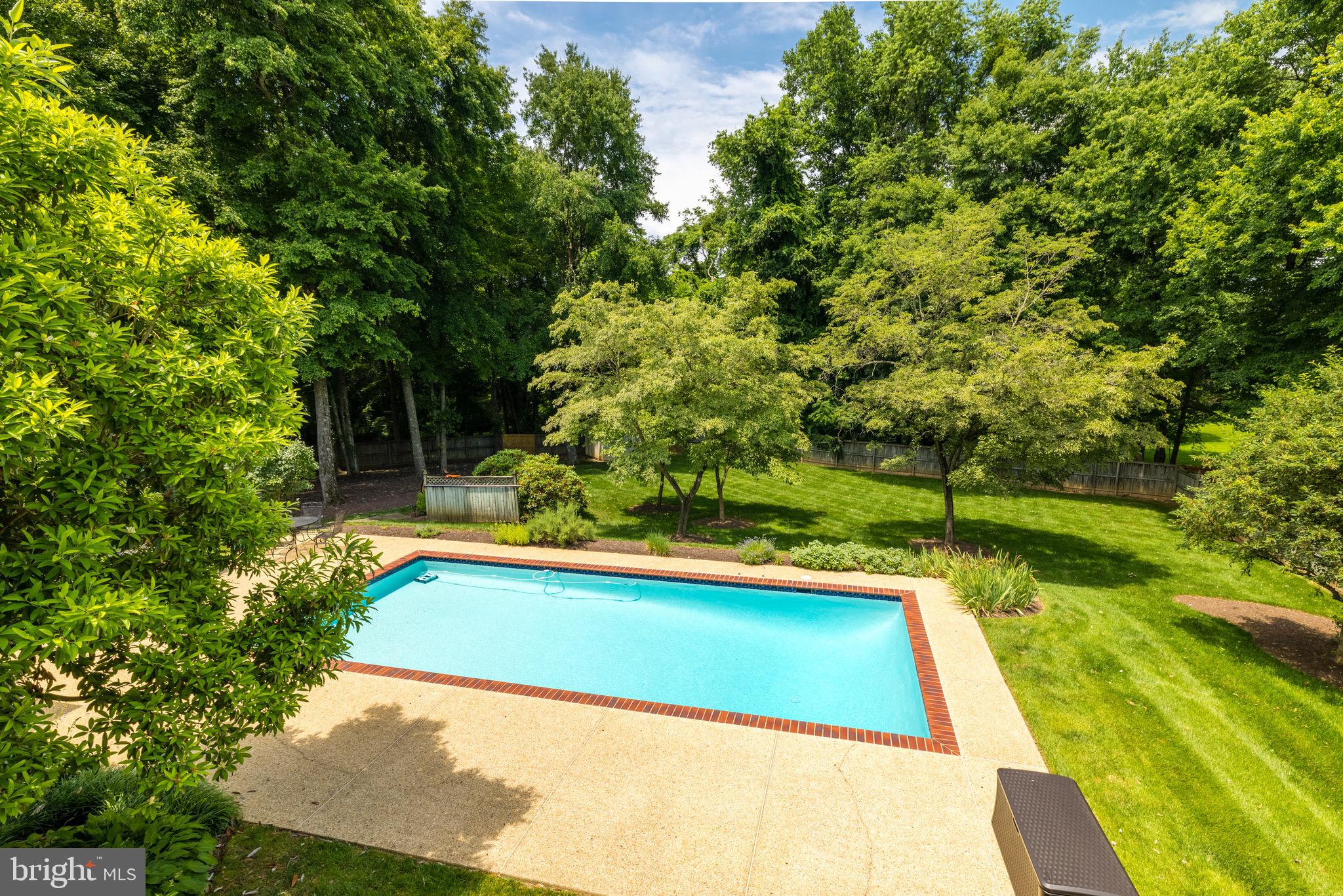 WOLFTRAP ESTATES - Residential