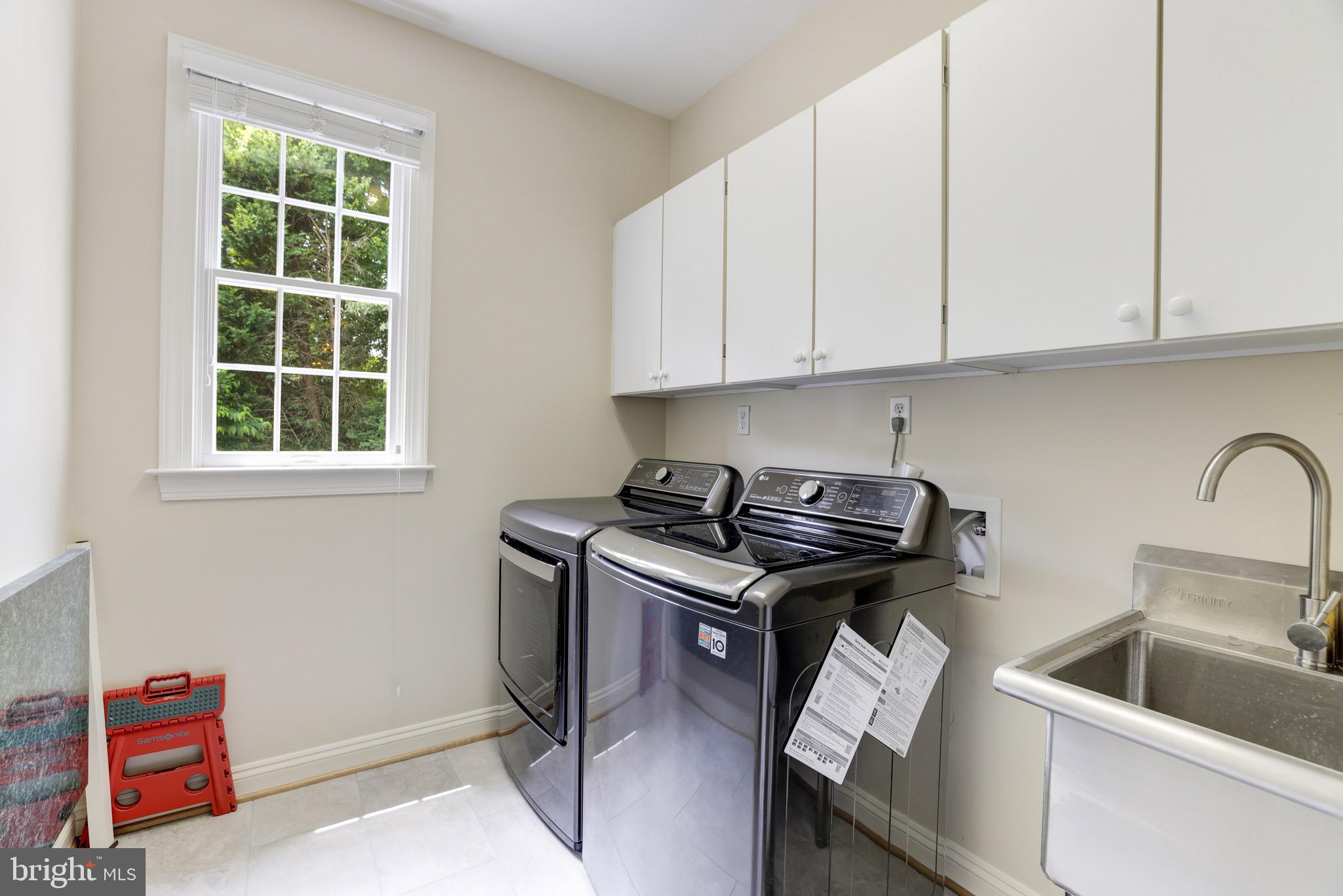 WOLFTRAP ESTATES - Residential