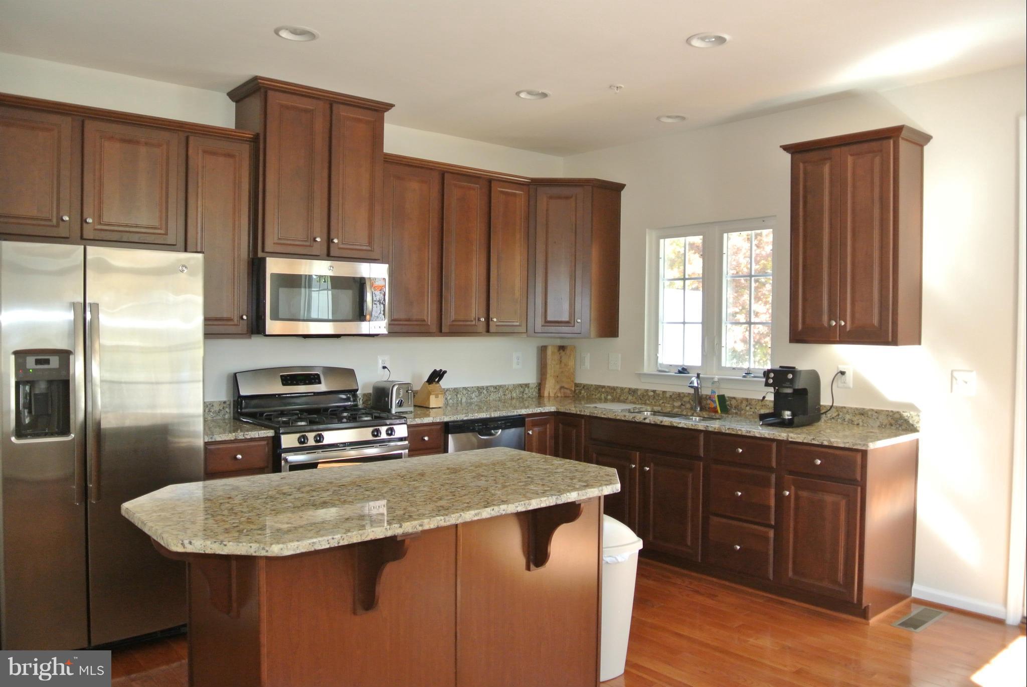 RAINCLIFFE CENTER - Residential Lease