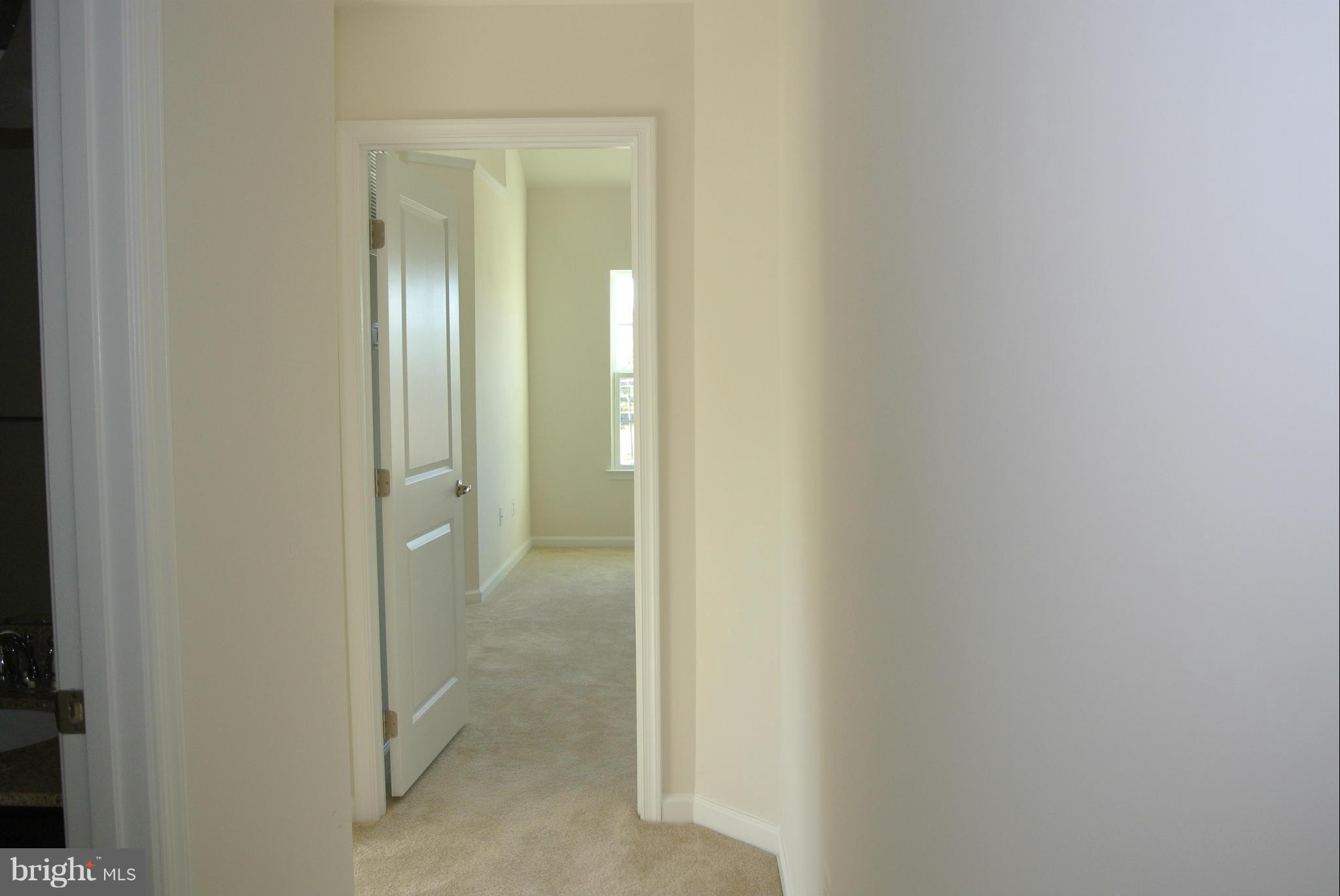 RAINCLIFFE CENTER - Residential Lease