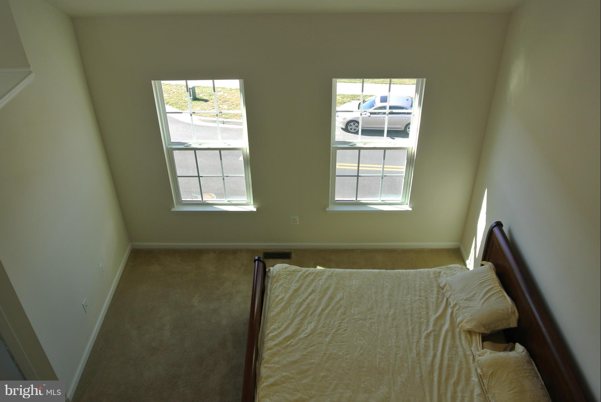 RAINCLIFFE CENTER - Residential Lease