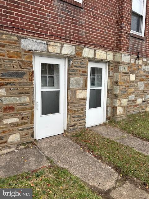 MAYFAIR (EAST) - Residential Income