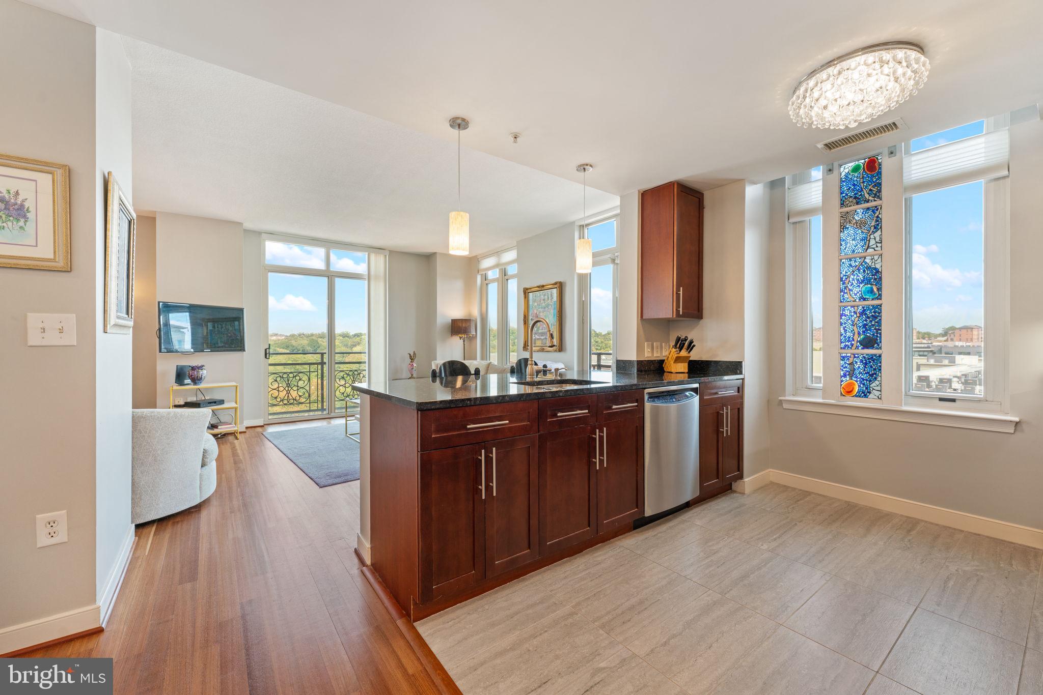 ONE NATIONAL HARBOR CONDOMINIUM - Residential