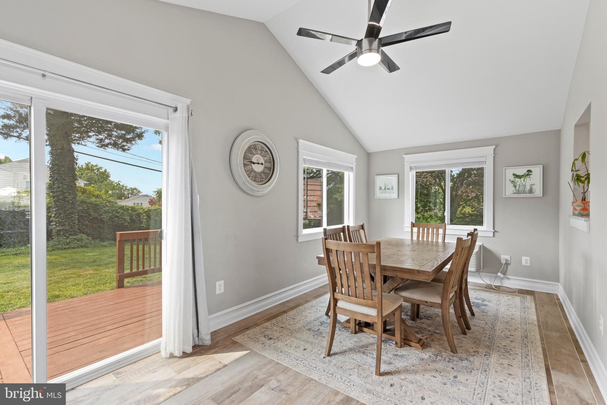 THORNEWOOD PARK - Residential