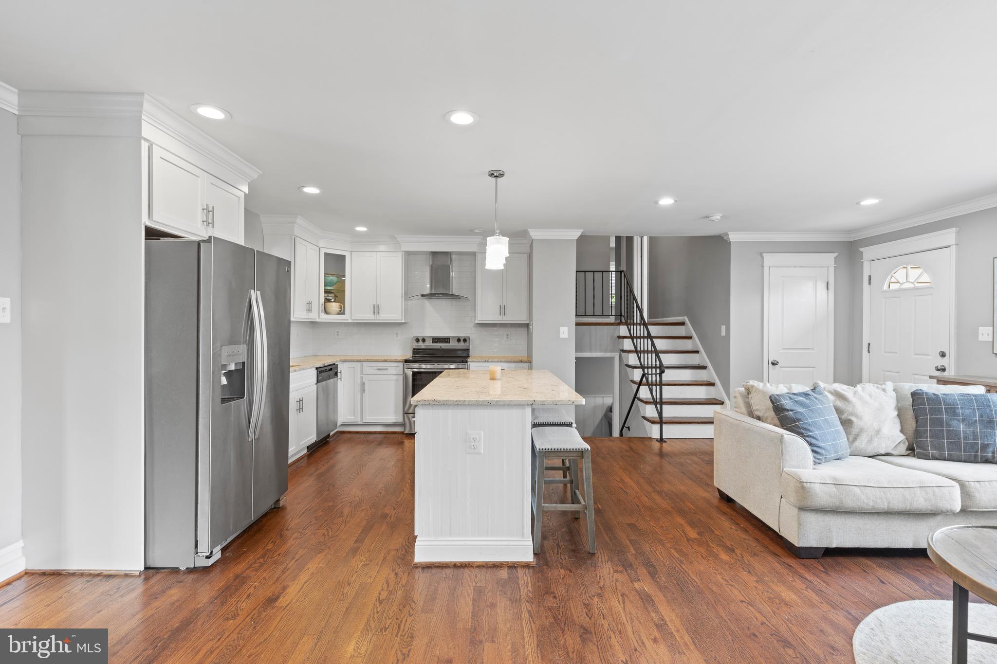 THORNEWOOD PARK - Residential