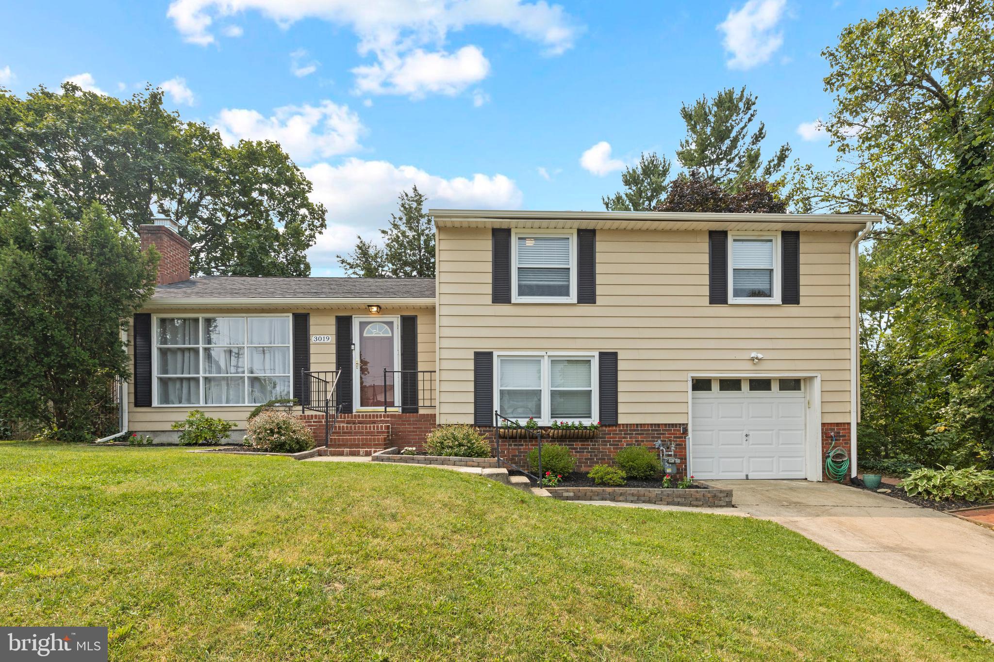 THORNEWOOD PARK - Residential