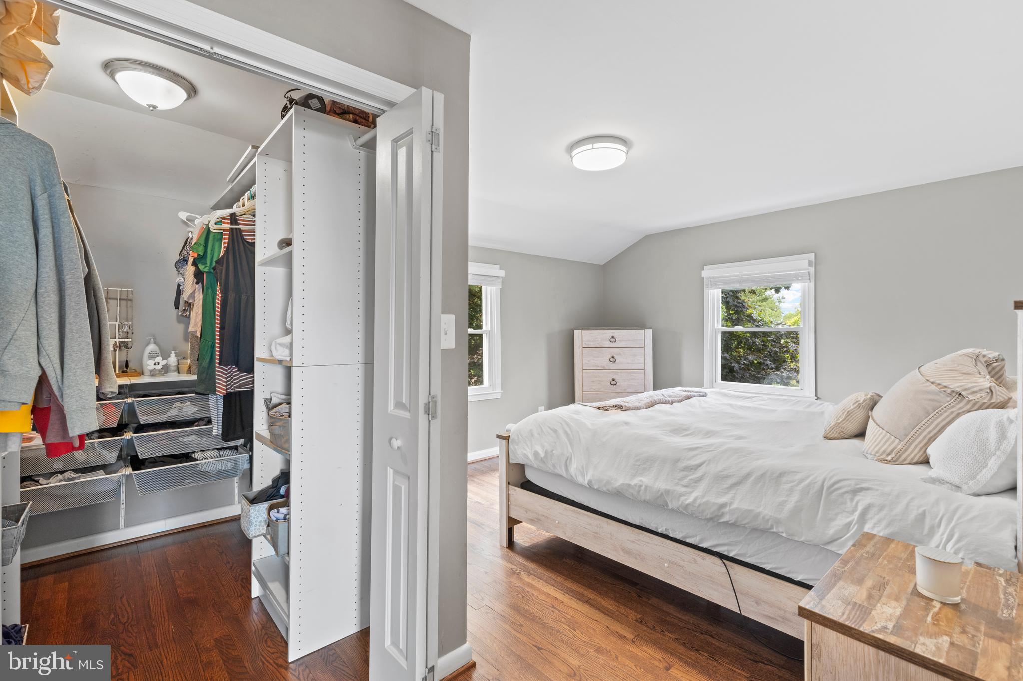 THORNEWOOD PARK - Residential