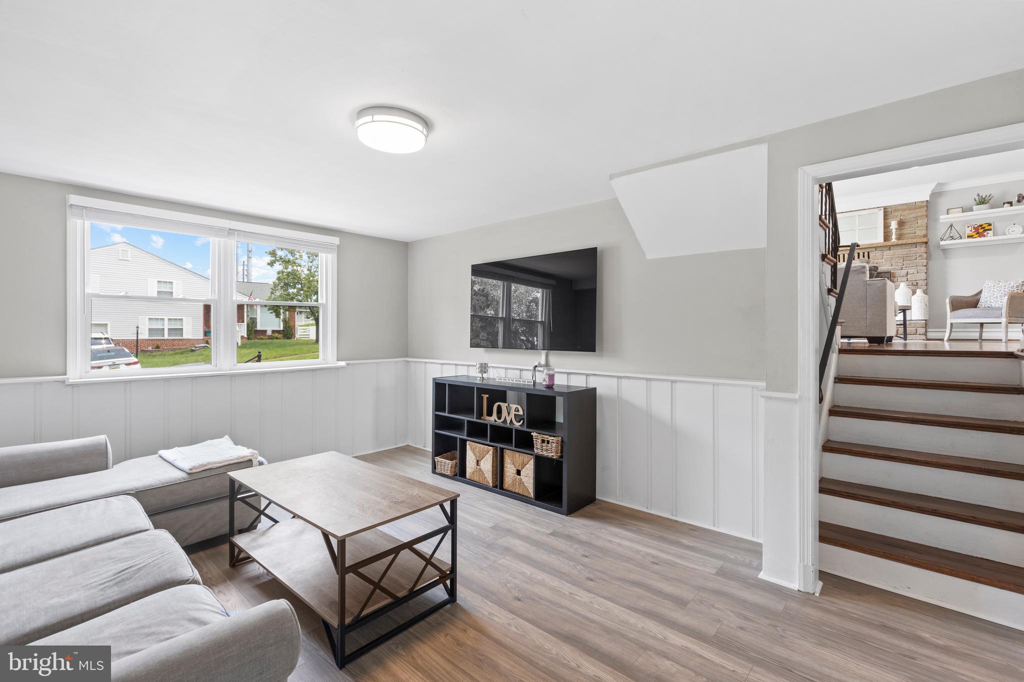 THORNEWOOD PARK - Residential