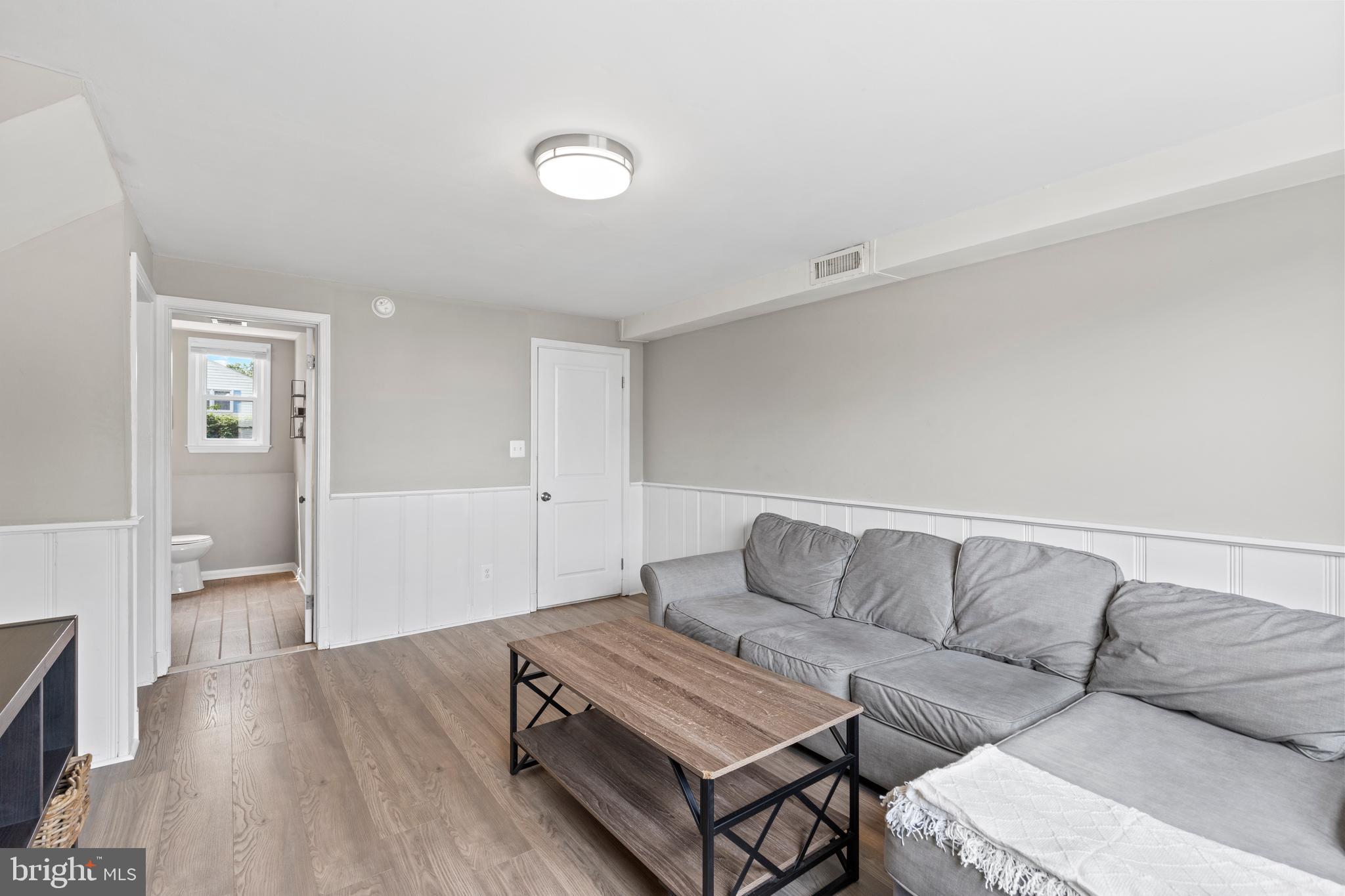 THORNEWOOD PARK - Residential