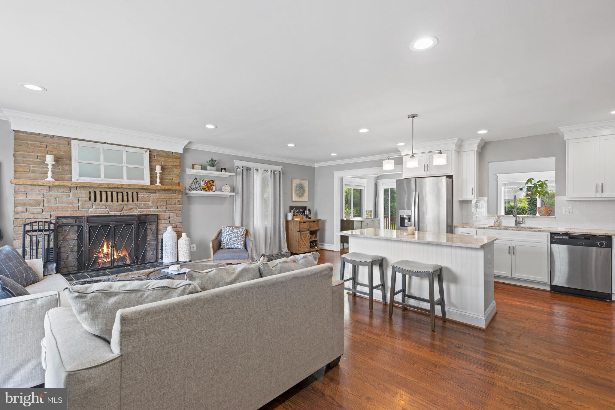 THORNEWOOD PARK - Residential