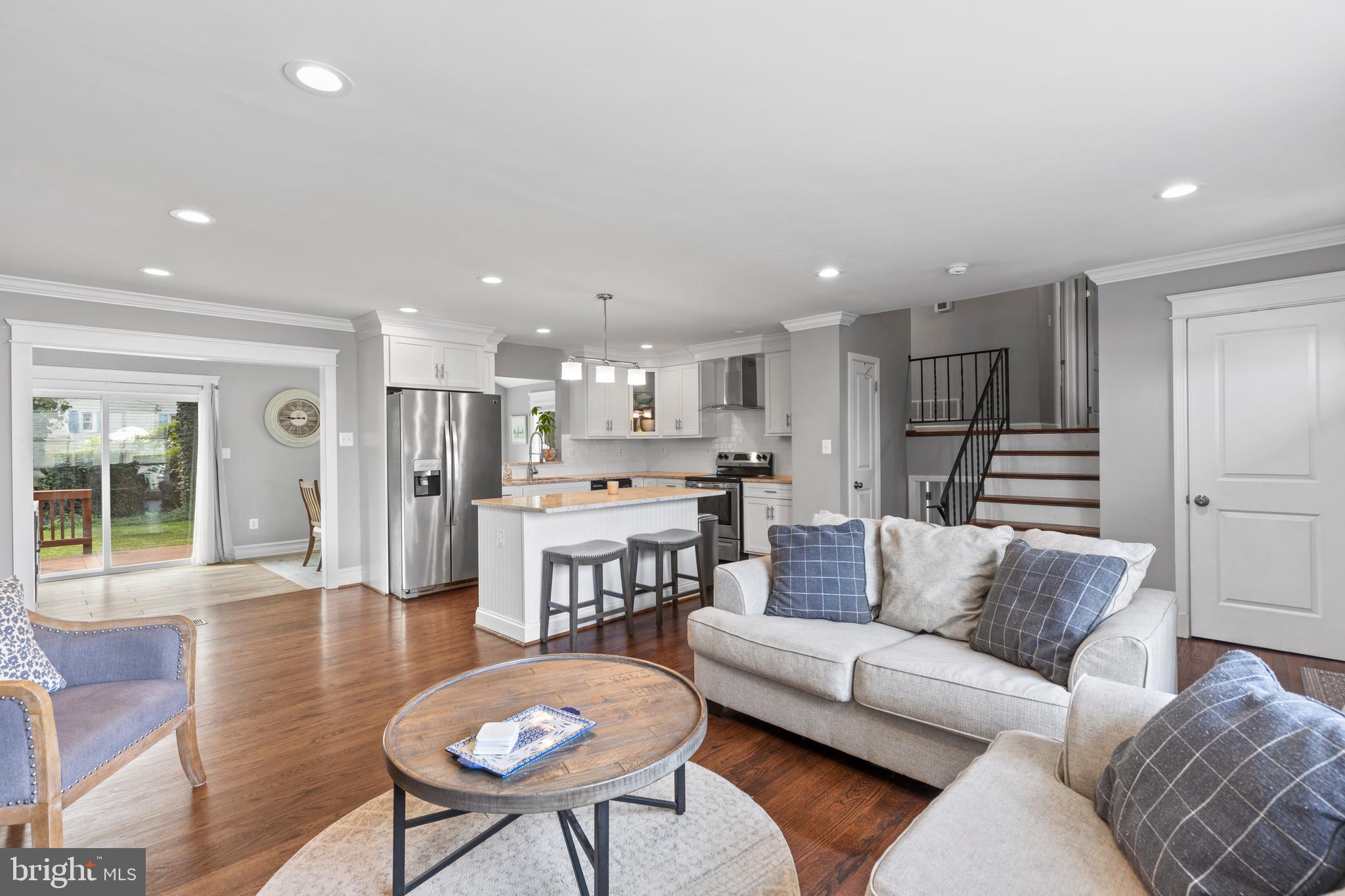 THORNEWOOD PARK - Residential