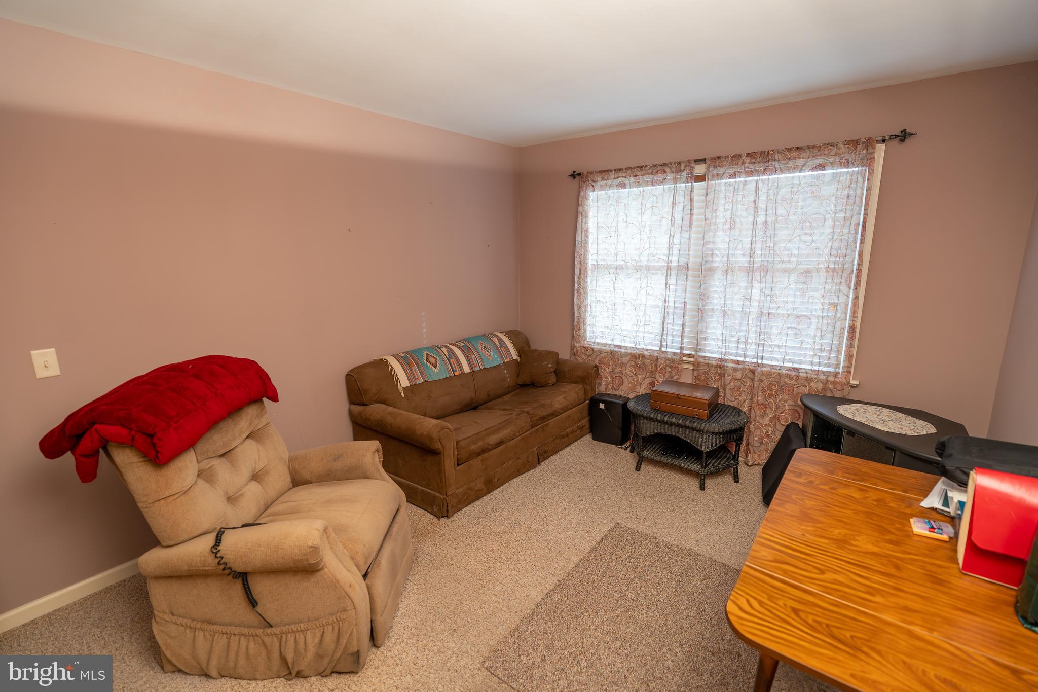 MOUNTAIN STREAM VILLAGE - Residential