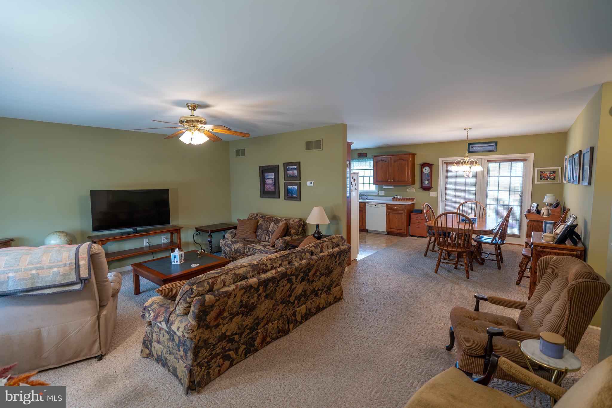 MOUNTAIN STREAM VILLAGE - Residential